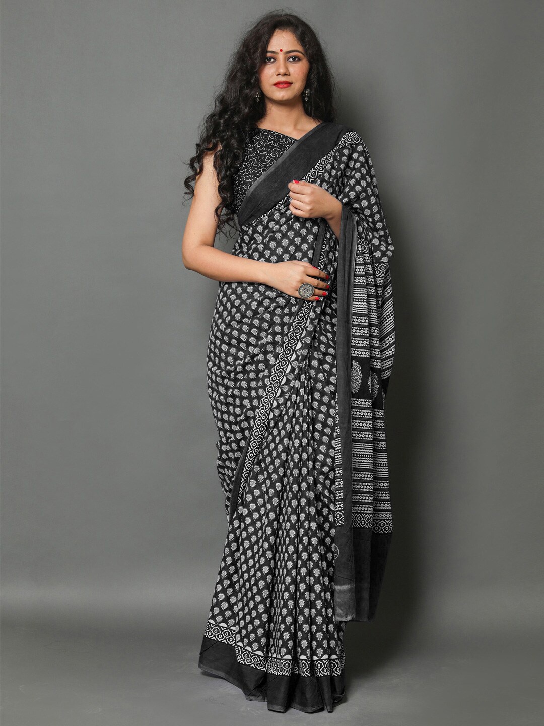 

KALINI Ethnic Motif Pure Cotton Saree, Black