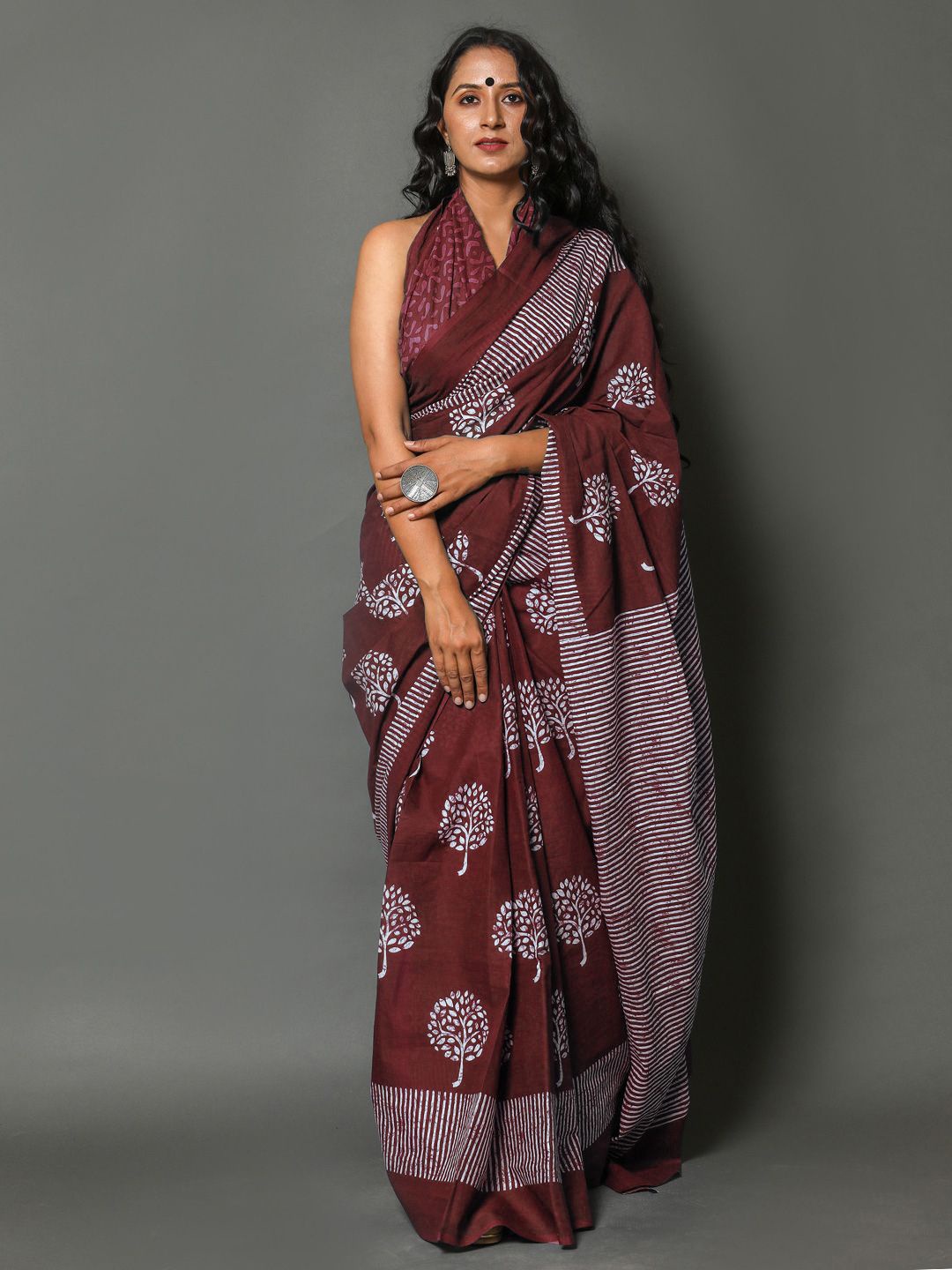 

KALINI Floral Pure Cotton Saree, Maroon