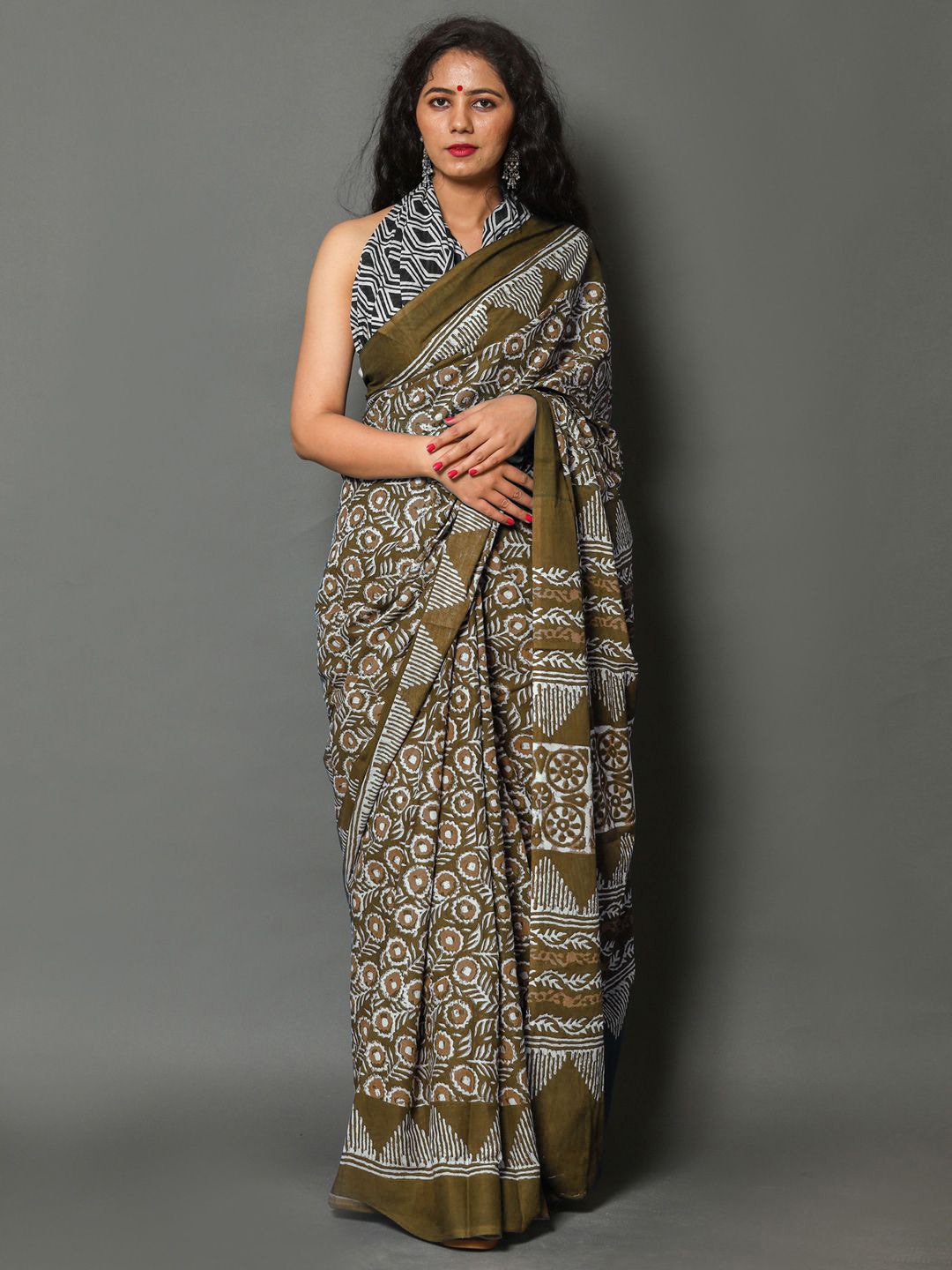 

KALINI Ethnic Motifs Pure Cotton Saree, Olive