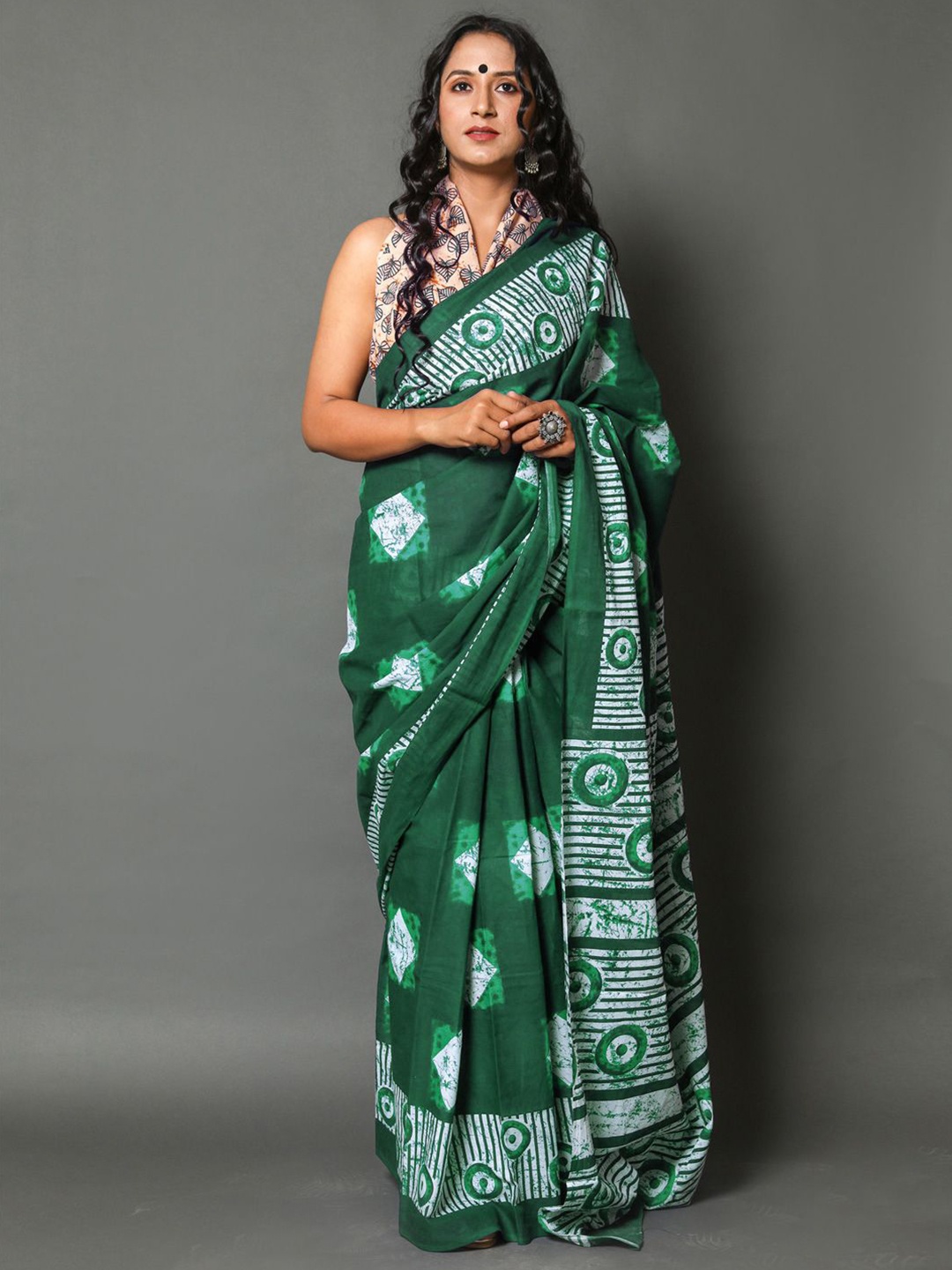 

KALINI Batik Pure Cotton Saree, Green
