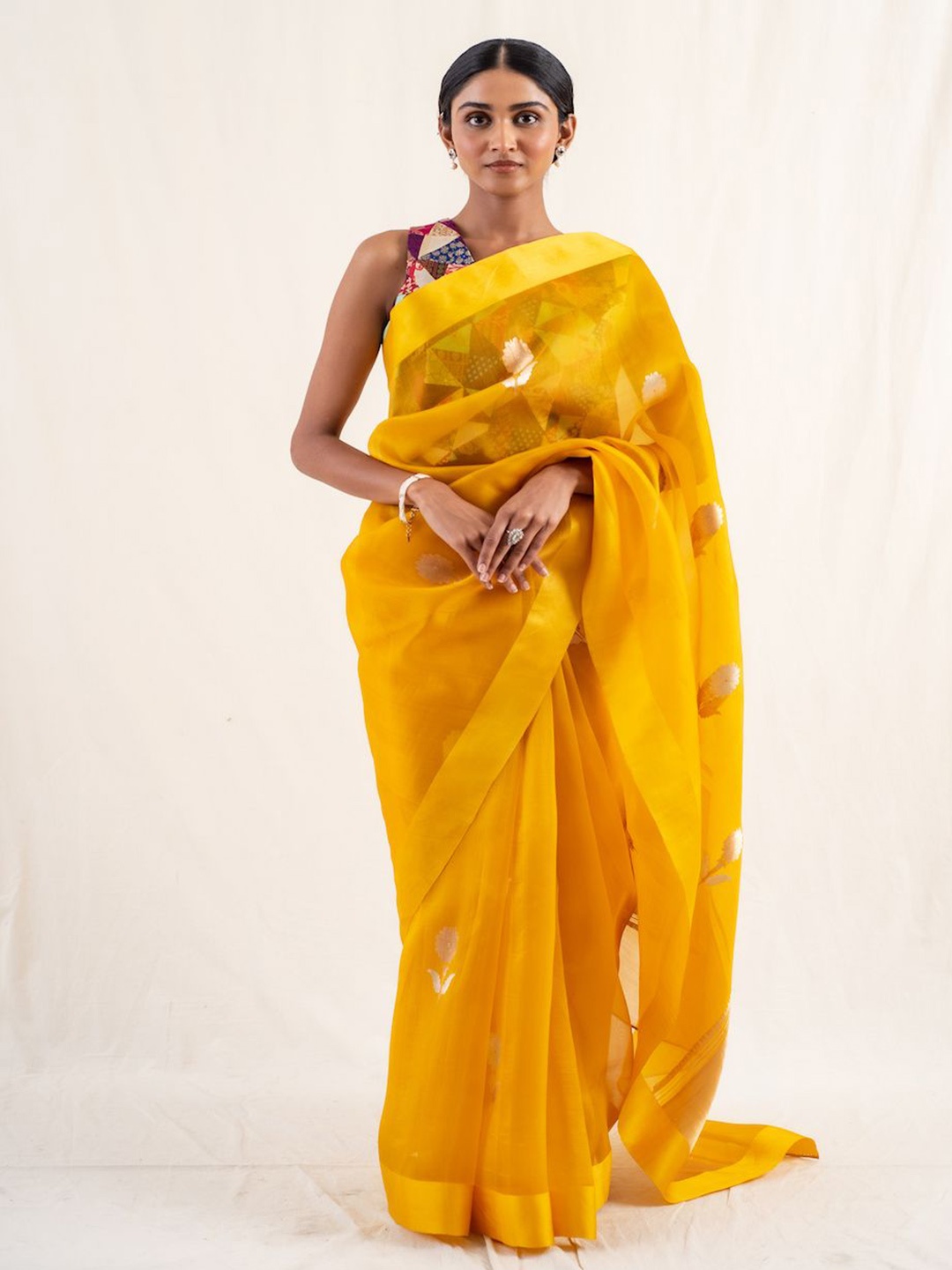 

PriyankaRaajiv Woven Design Zari Pure Silk Banarasi Saree, Yellow