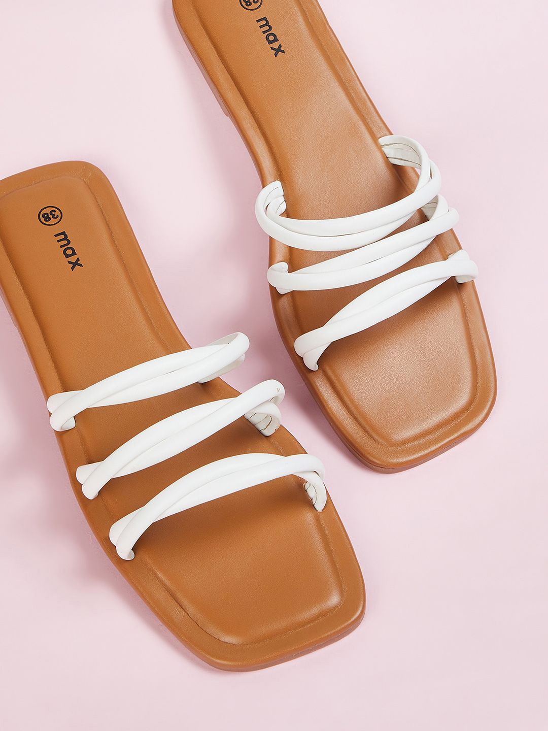 

max Open Toe Flats, Brown