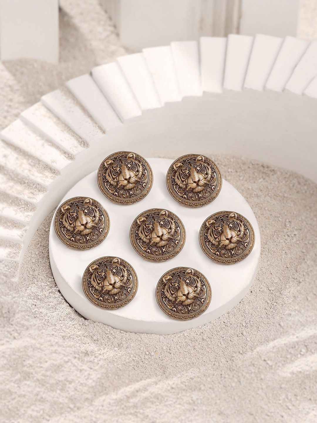 

COSA NOSTRAA Men Set Of 7 Inferno Tiger Button Broochs, Gold