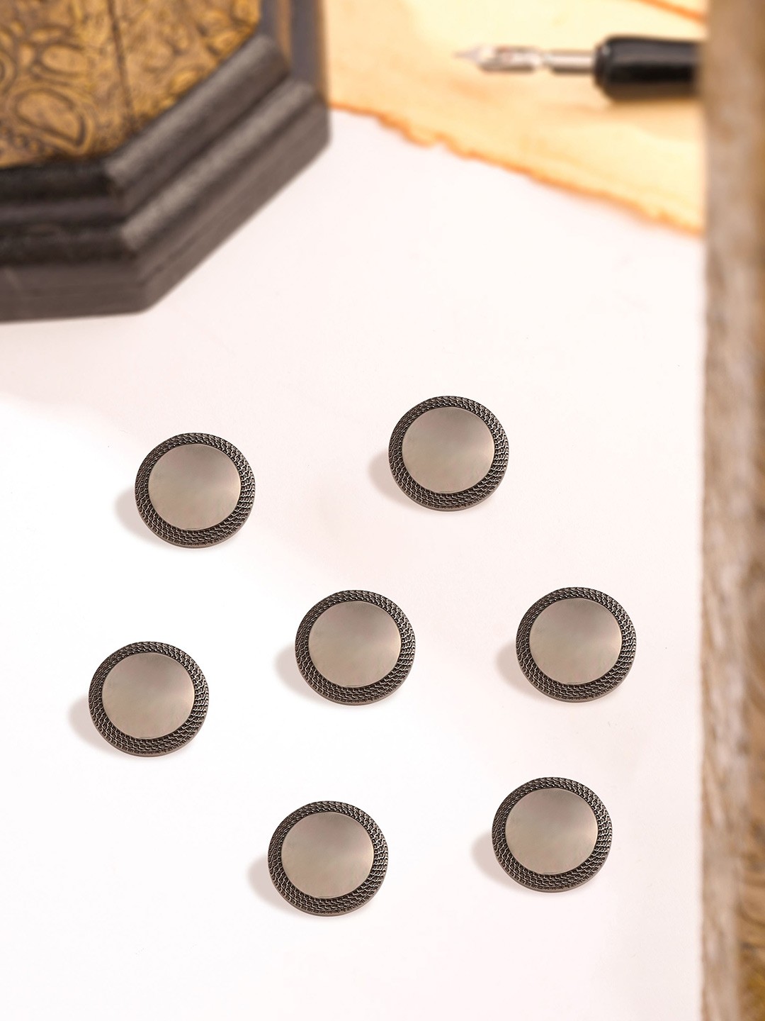 

COSA NOSTRAA Men Set Of 7 Embed Magic Button Brooches, Grey