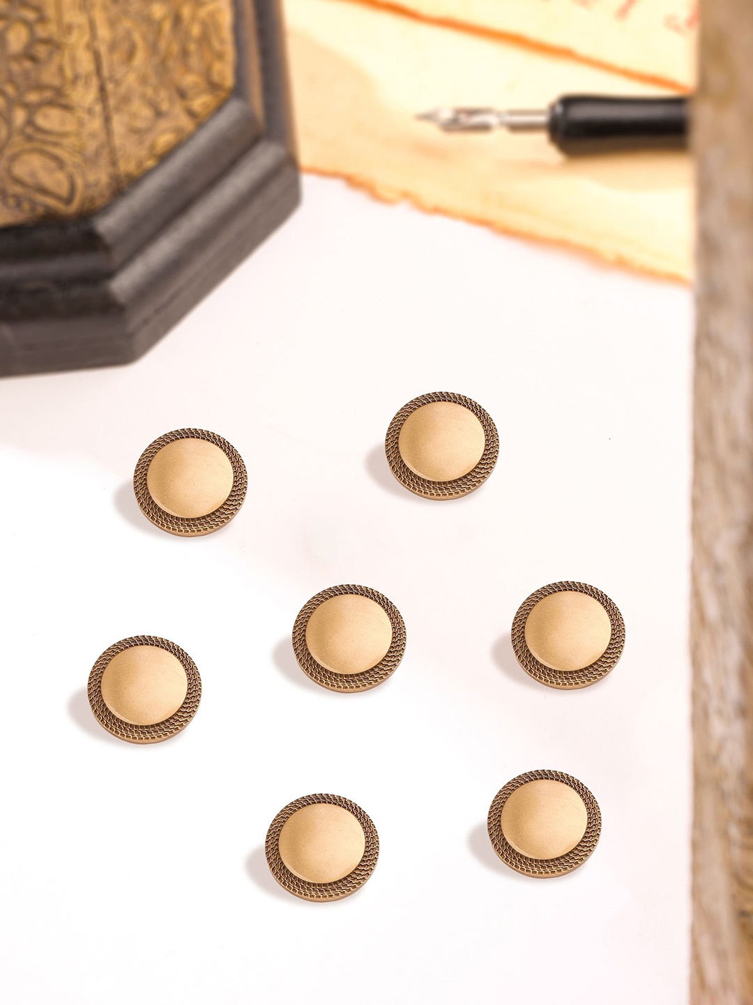 

COSA NOSTRAA Men Set Of 7 Embed Magic Button Broochs, Gold