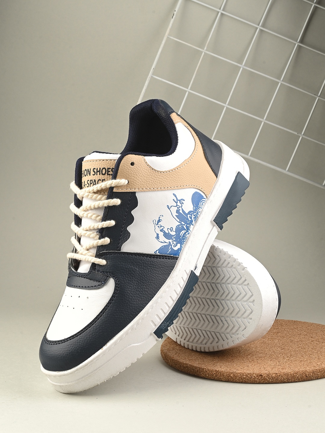 

Layasa Men Colourblocked Suede Sneakers, Navy blue