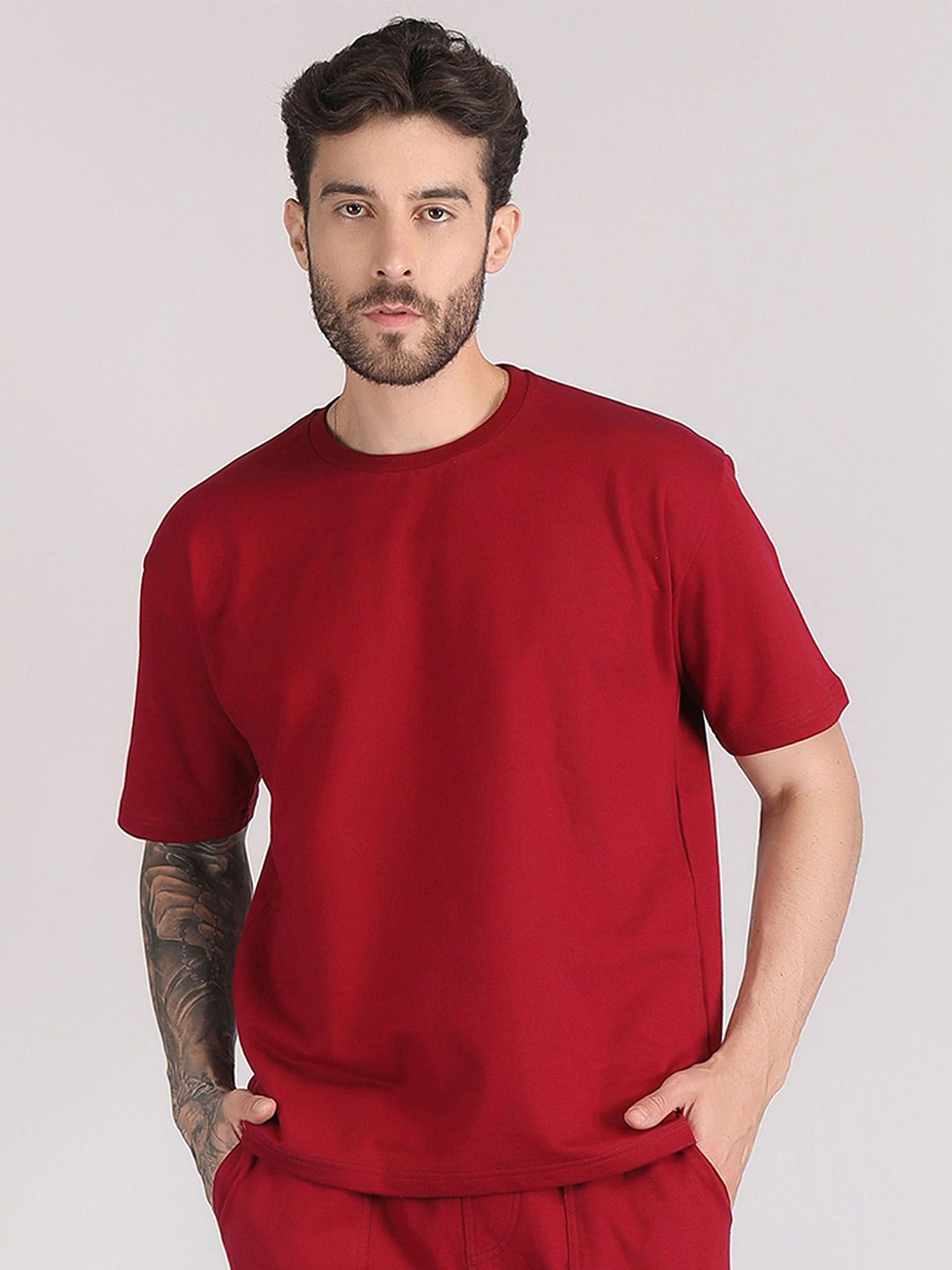 

Raxedo Men Solid Round Neck Cotton T-shirt, Maroon