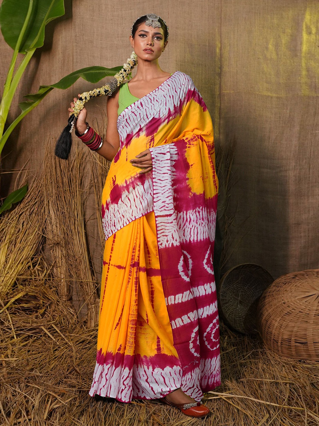 

Unnati Silks Tie and Dye Pure Cotton Handloom Saree, Yellow