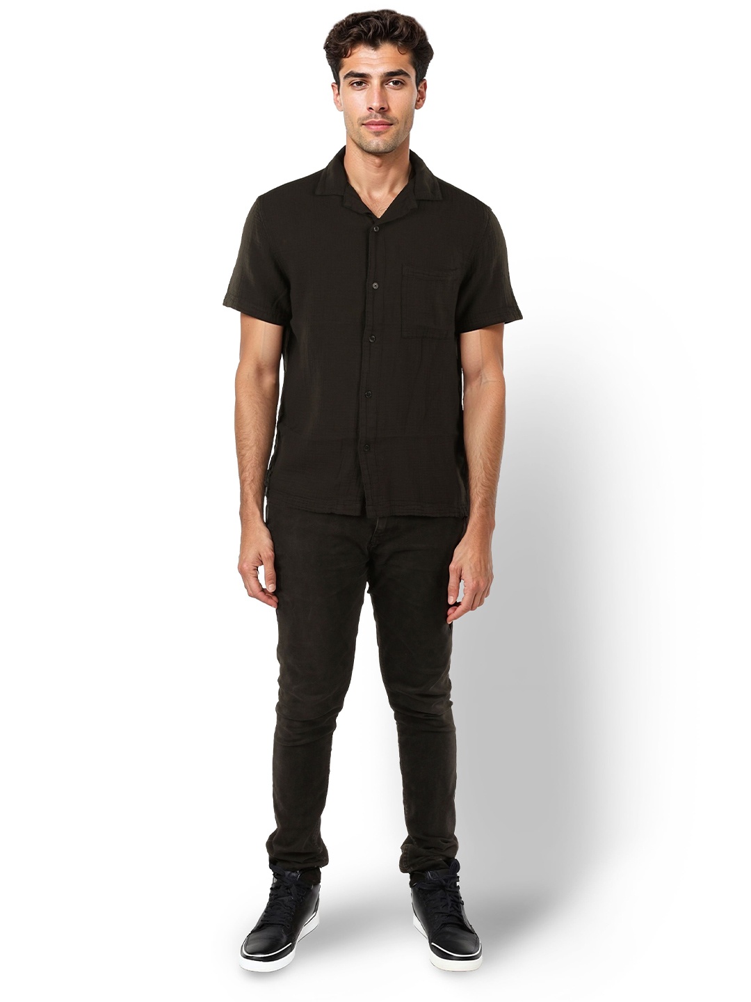 

Celio Men Cuban Collar Solid Pockets Casual Shirt, Black