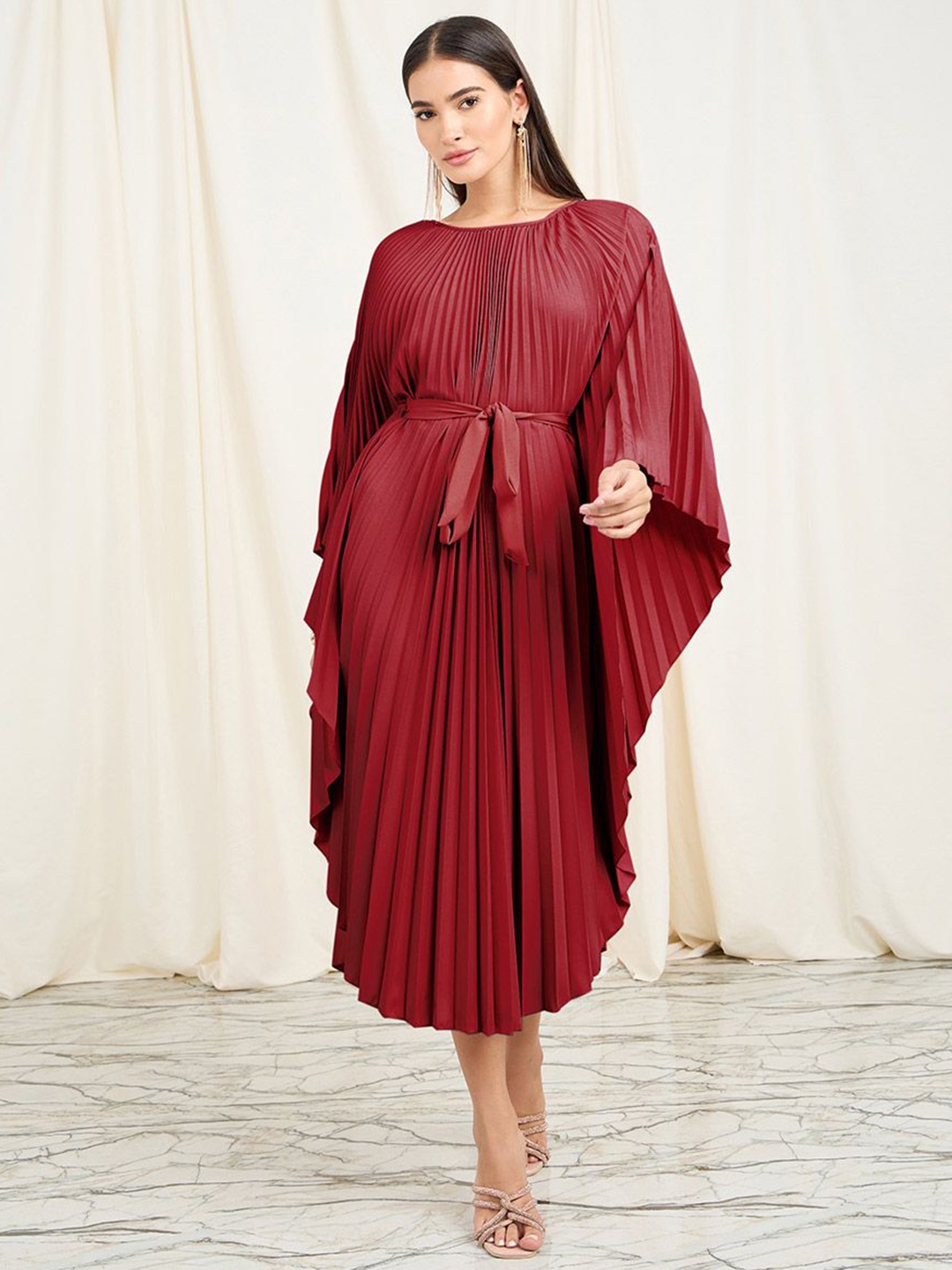

Styli Accordion Pleats Tie Up Detail Flared Sleeve Kaftan Midi Dress, Red