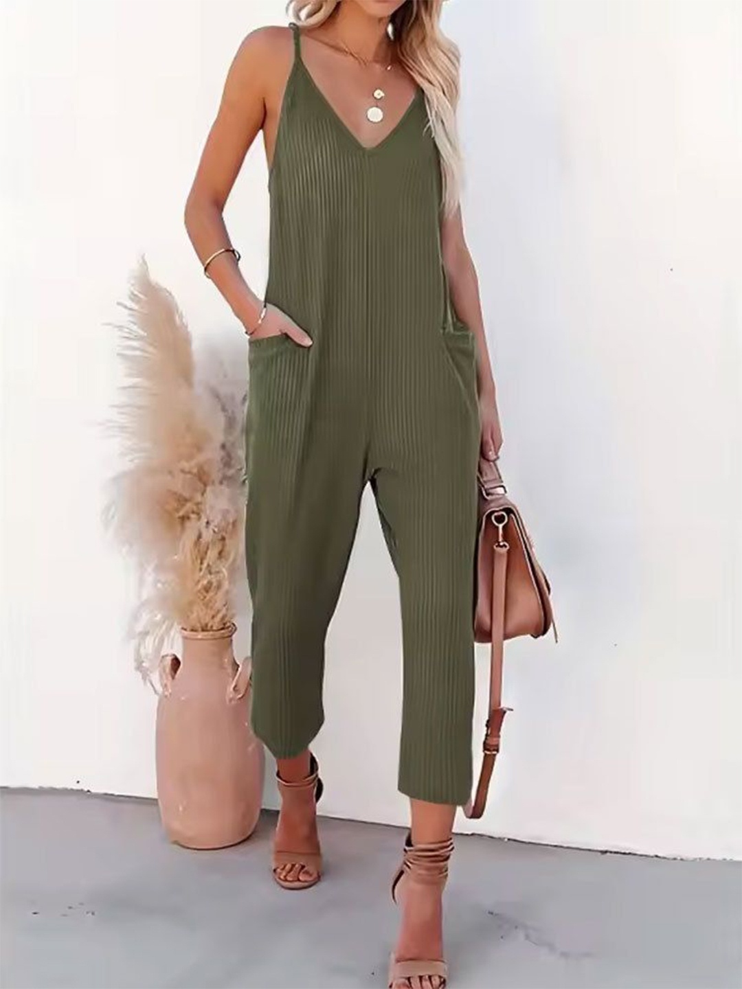 

StyleCast Olive Green Textured Shoulder Straps Culotte Jumpsuit