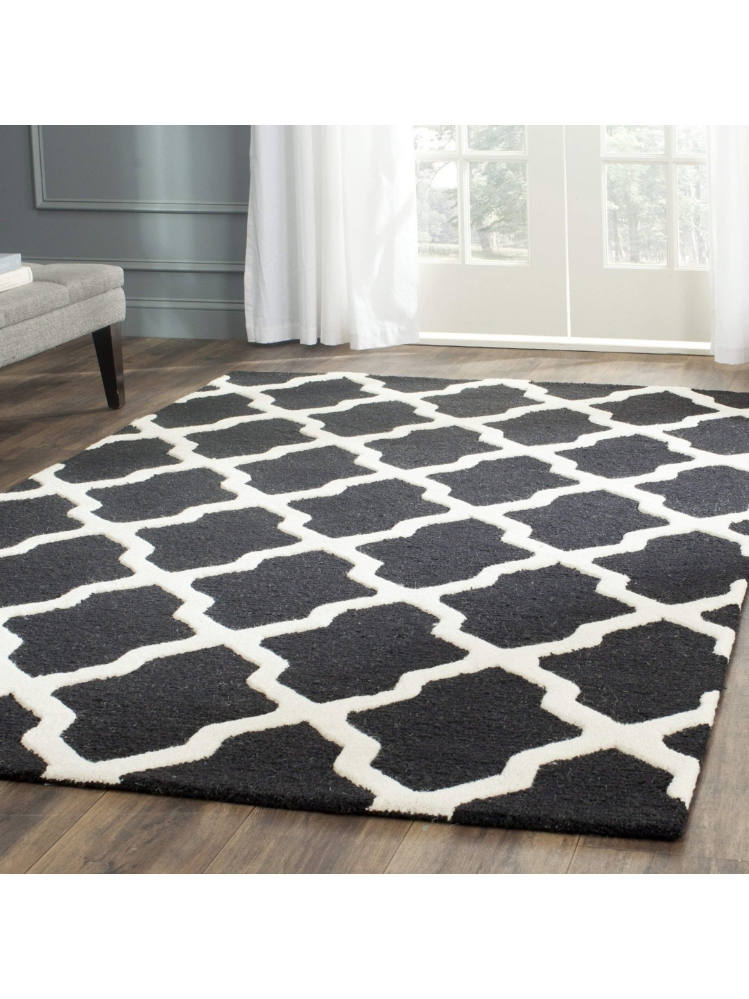 

IMRA CARPET Black & White Geometric Woollen Carpet