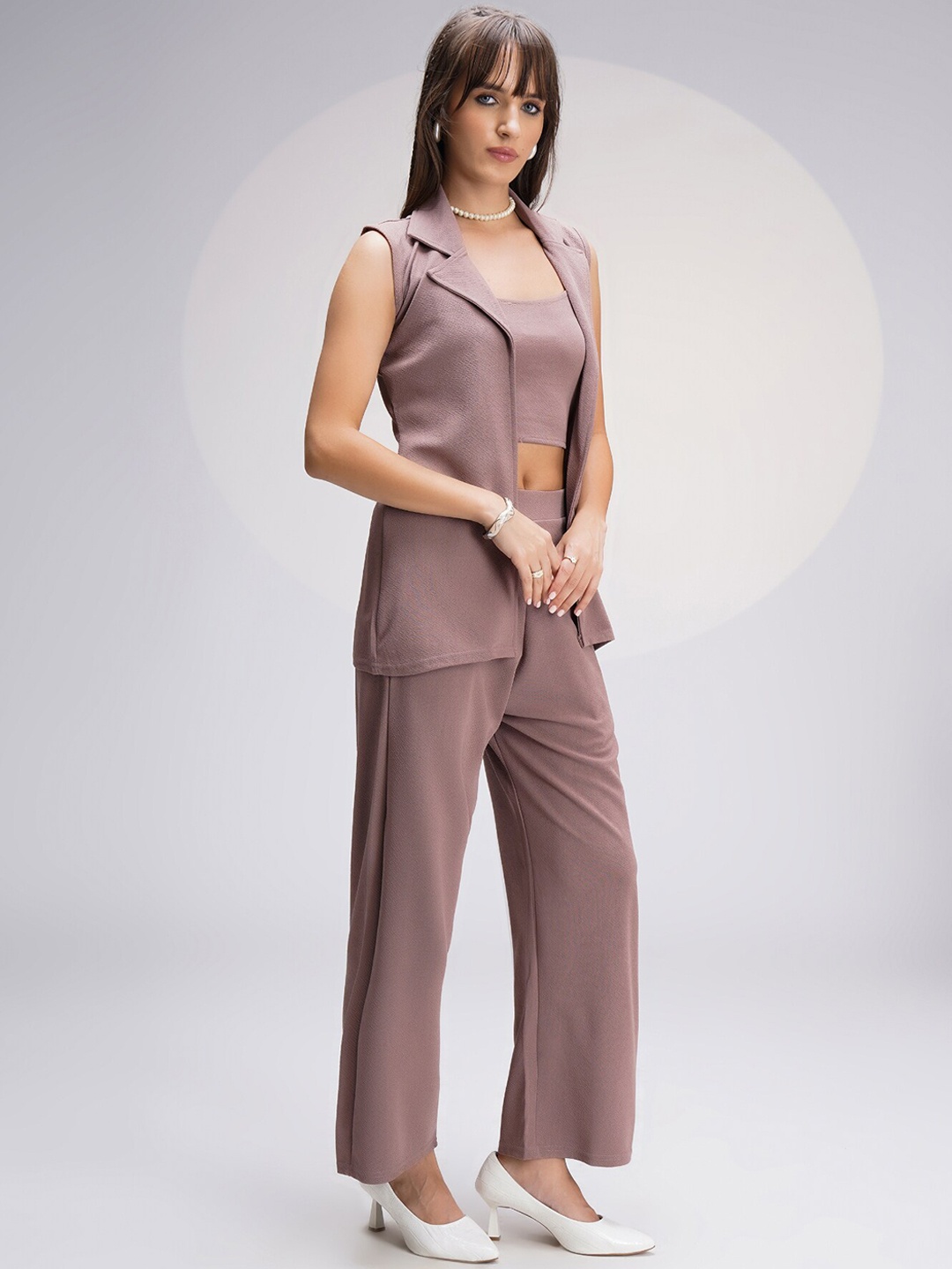 

WESTHOOD Shoulder Straps Crop Top With Trouser & Jacket, Mauve