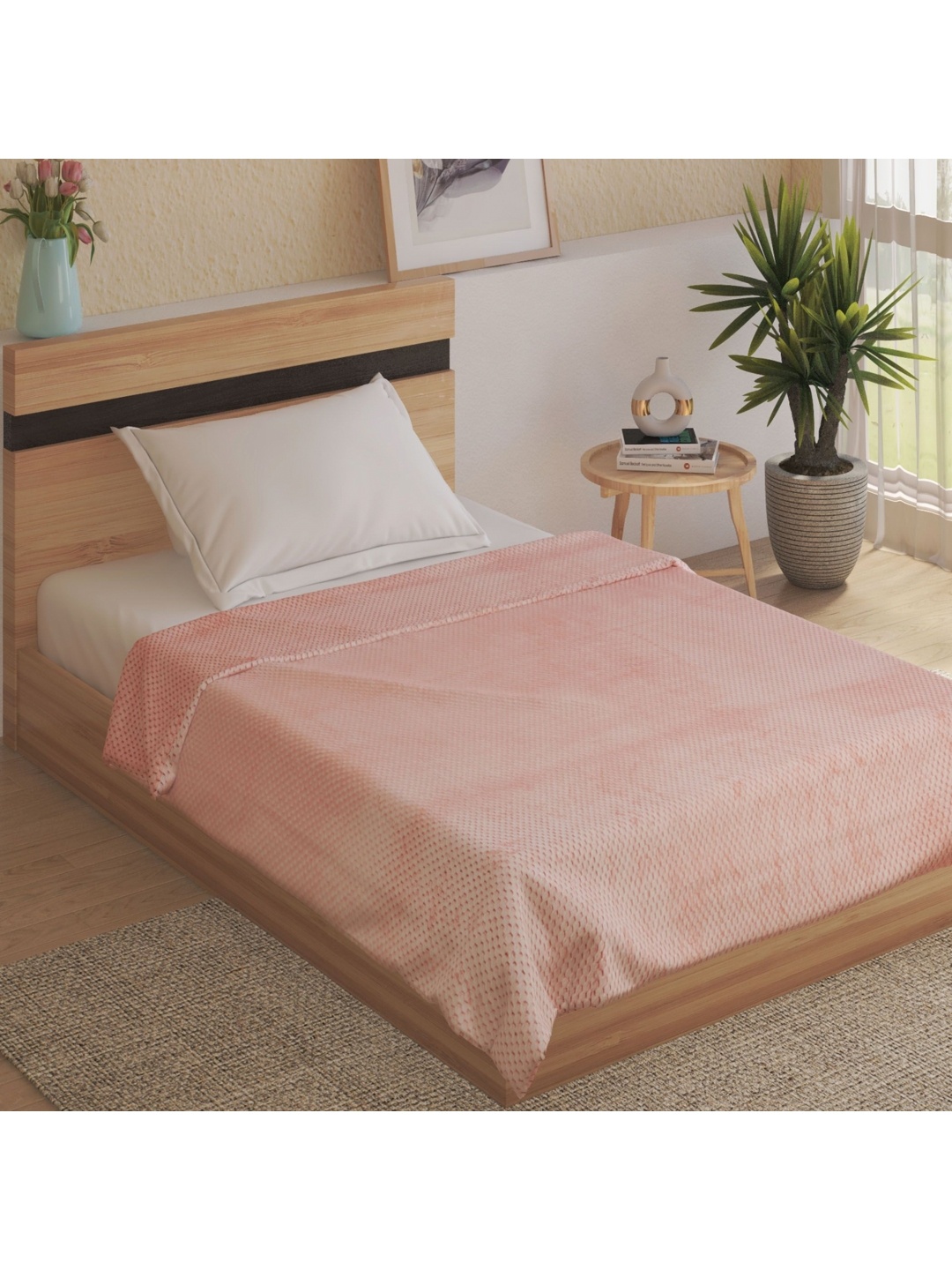 

Home Centre Pink 120 GSM Single Bed Blanket