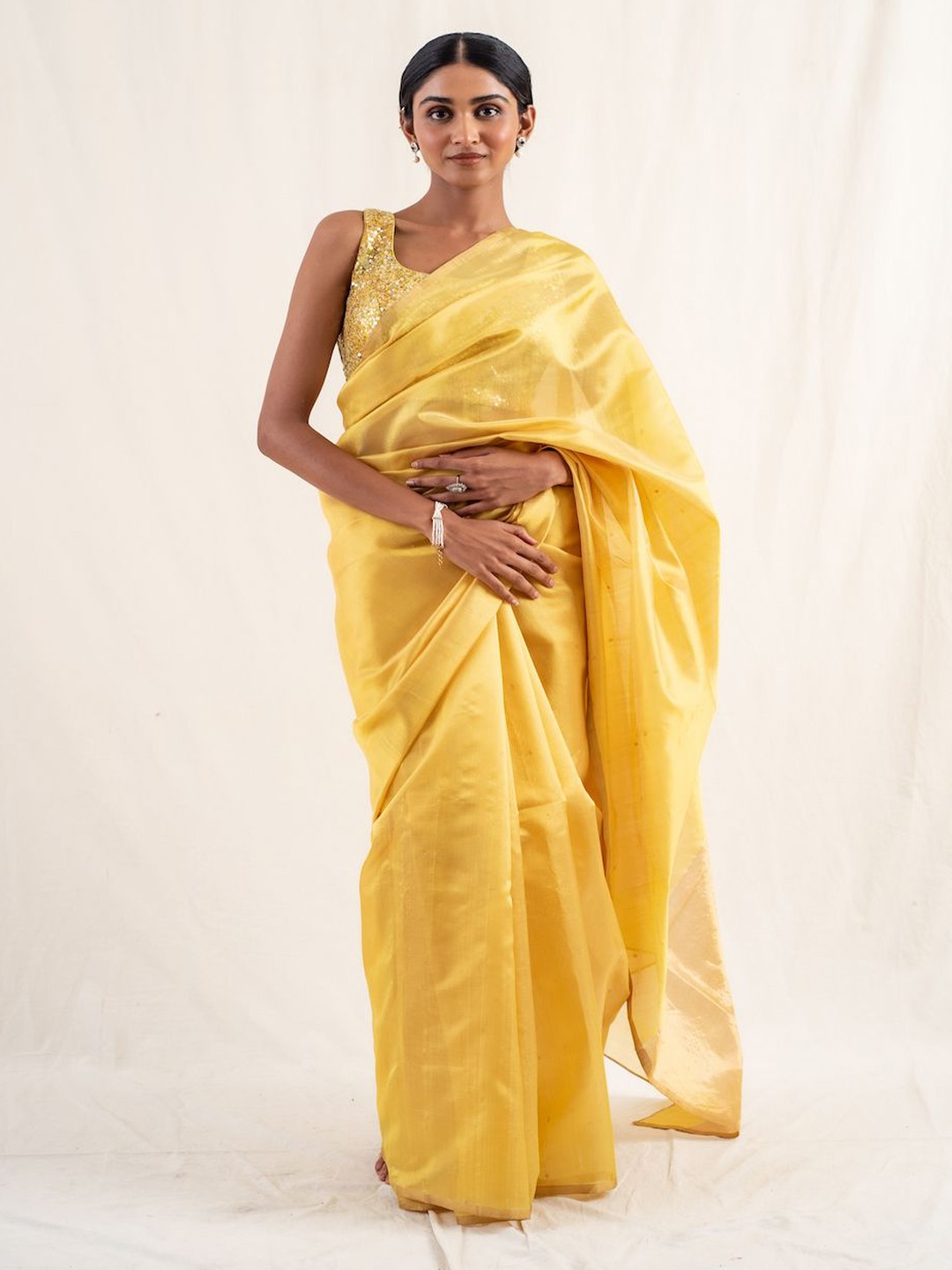 

PriyankaRaajiv Pure Silk Chanderi Saree, Yellow