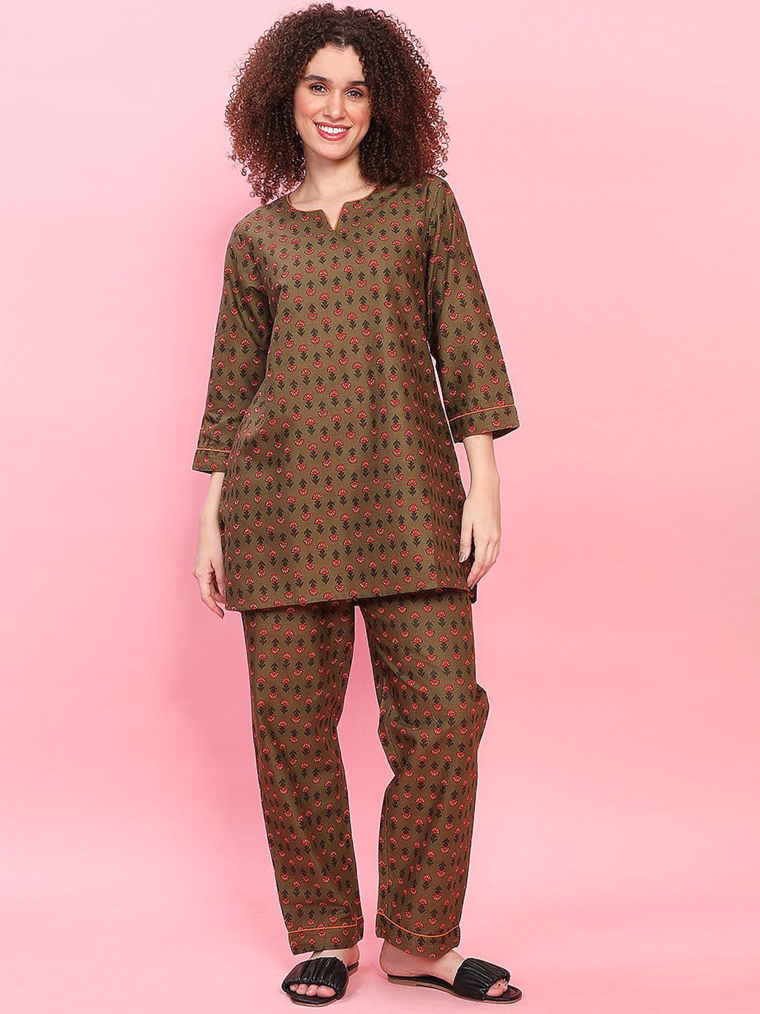

evolove Floral Printed Pure Cotton Round Neck Night Suit, Brown