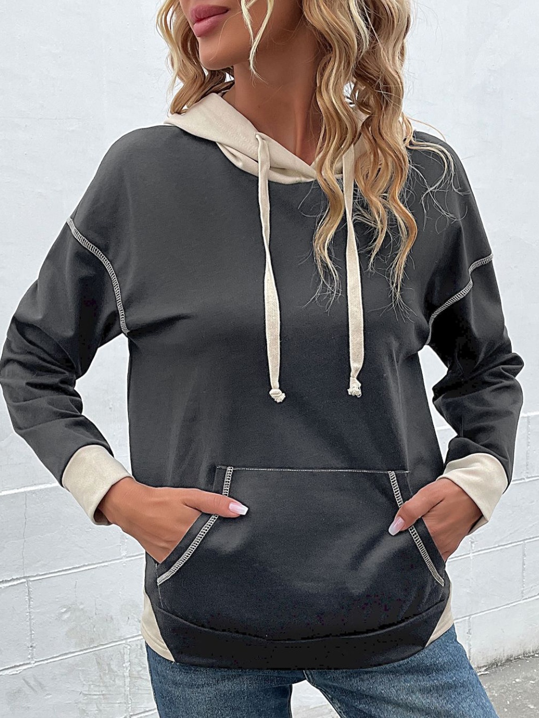 

StyleCast Women Solid Kangaroo Pocket Hooded Sweatshirt, Grey