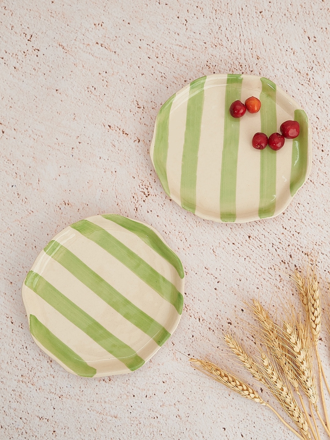 

NURTURE INDIA Green & White 2 Pieces Printed Glossy Ceramic Plates