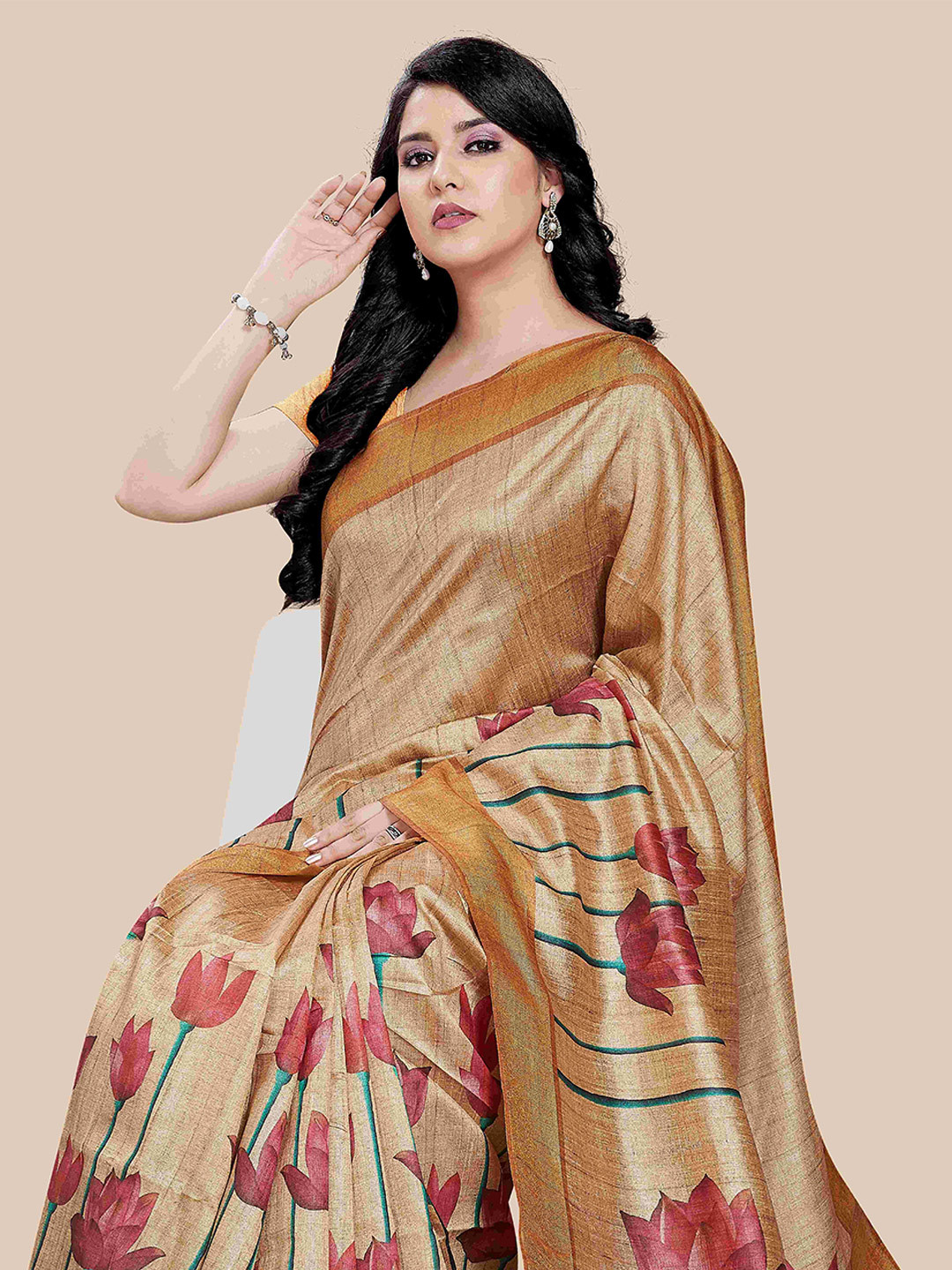

Rani Saahiba Floral Zari Saree, Off white