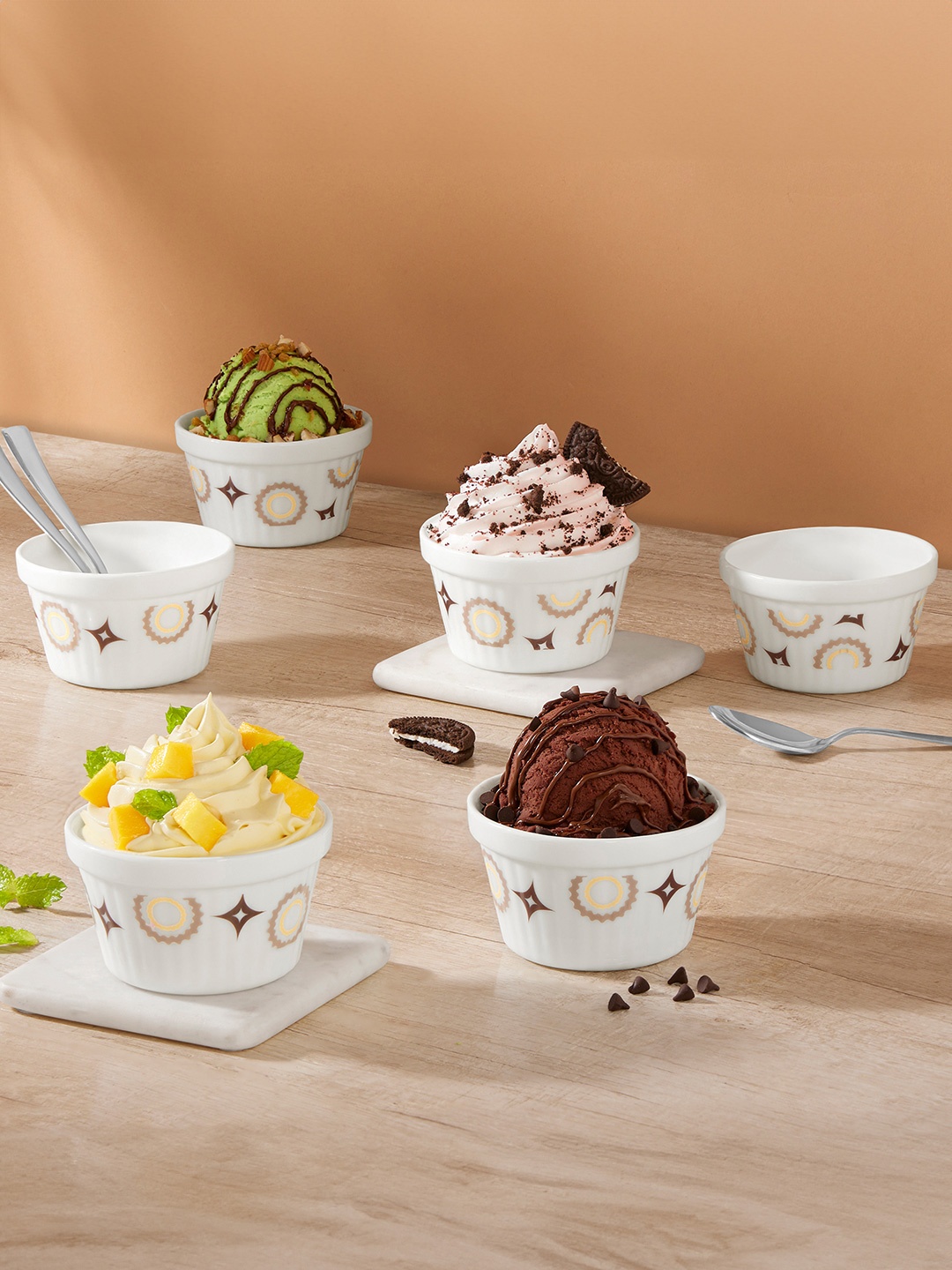 

Larah by BOROSIL Plano Cassata White & Green 6 Pieces Printed Ice Cream Bowls