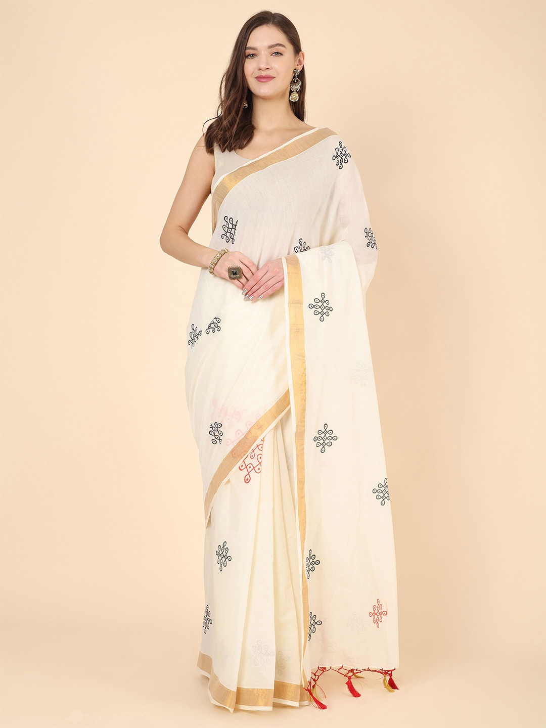 

Manvish Drapes Zari Pure Cotton Saree, Off white