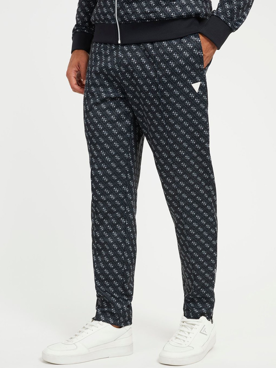 

GUESS Men Printed Mid Rise Track Pants, Black