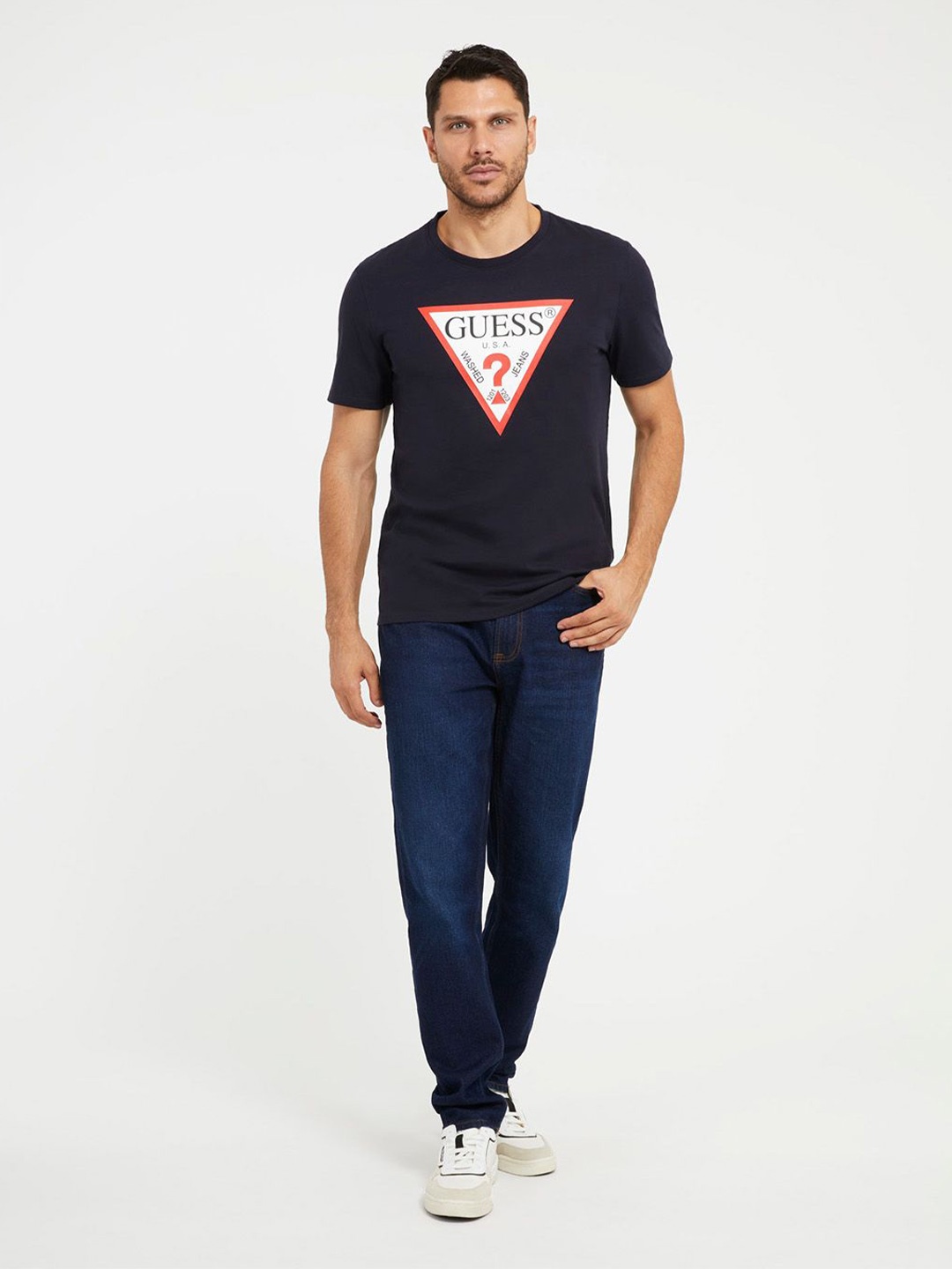

GUESS Men Typography Printed Round Neck T-shirt, Blue