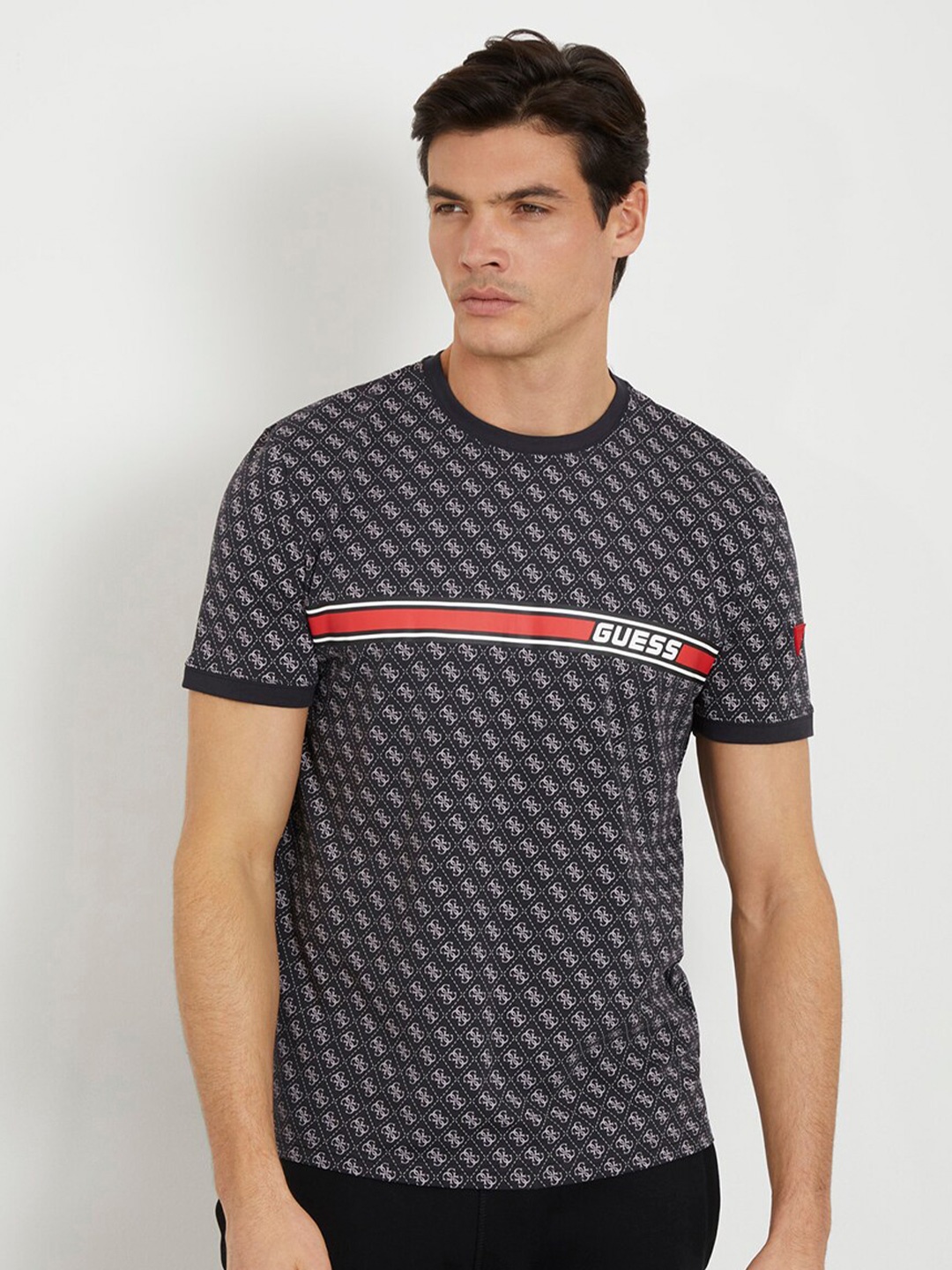 

GUESS Men Abstract Printed Round Neck T-shirt, Navy blue