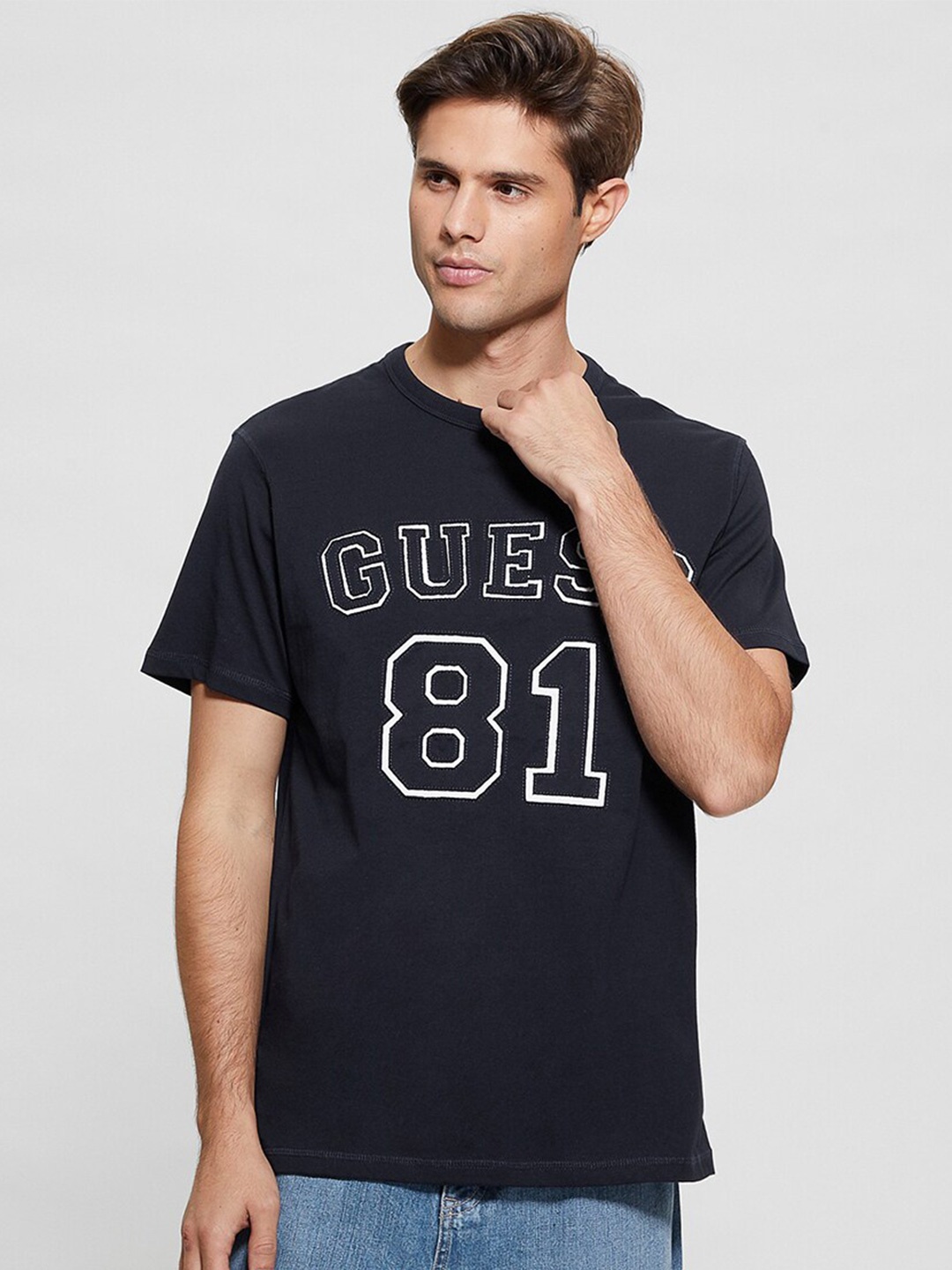 

GUESS Men Varsity V-Neck T-shirt, Navy blue