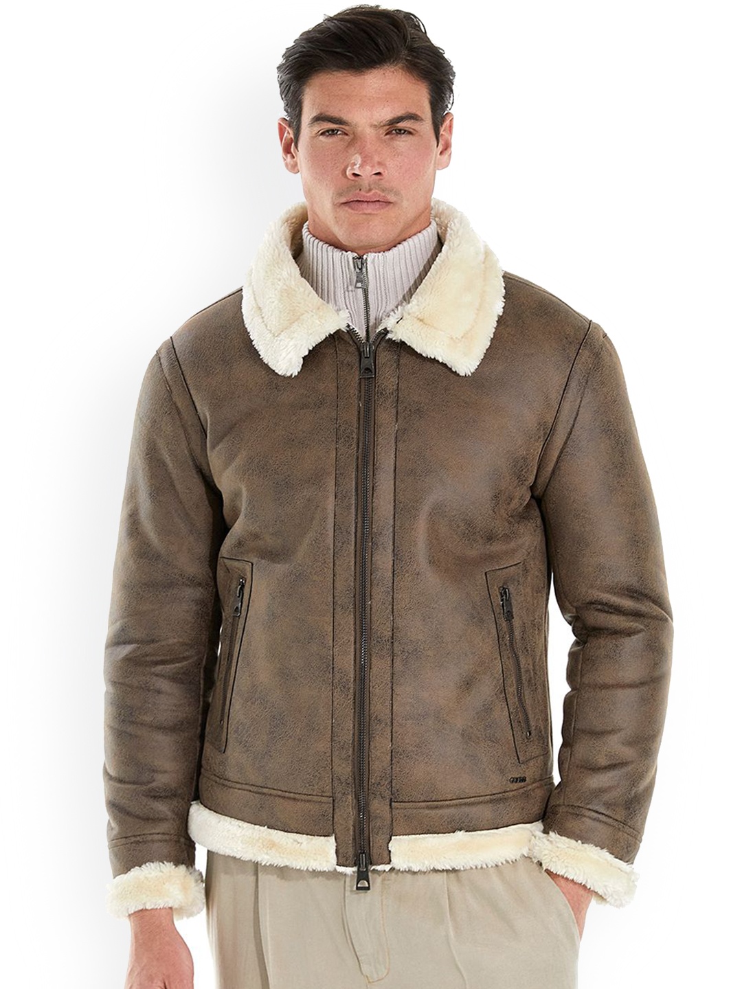 

GUESS Men Solid Puffer Jacket, Brown