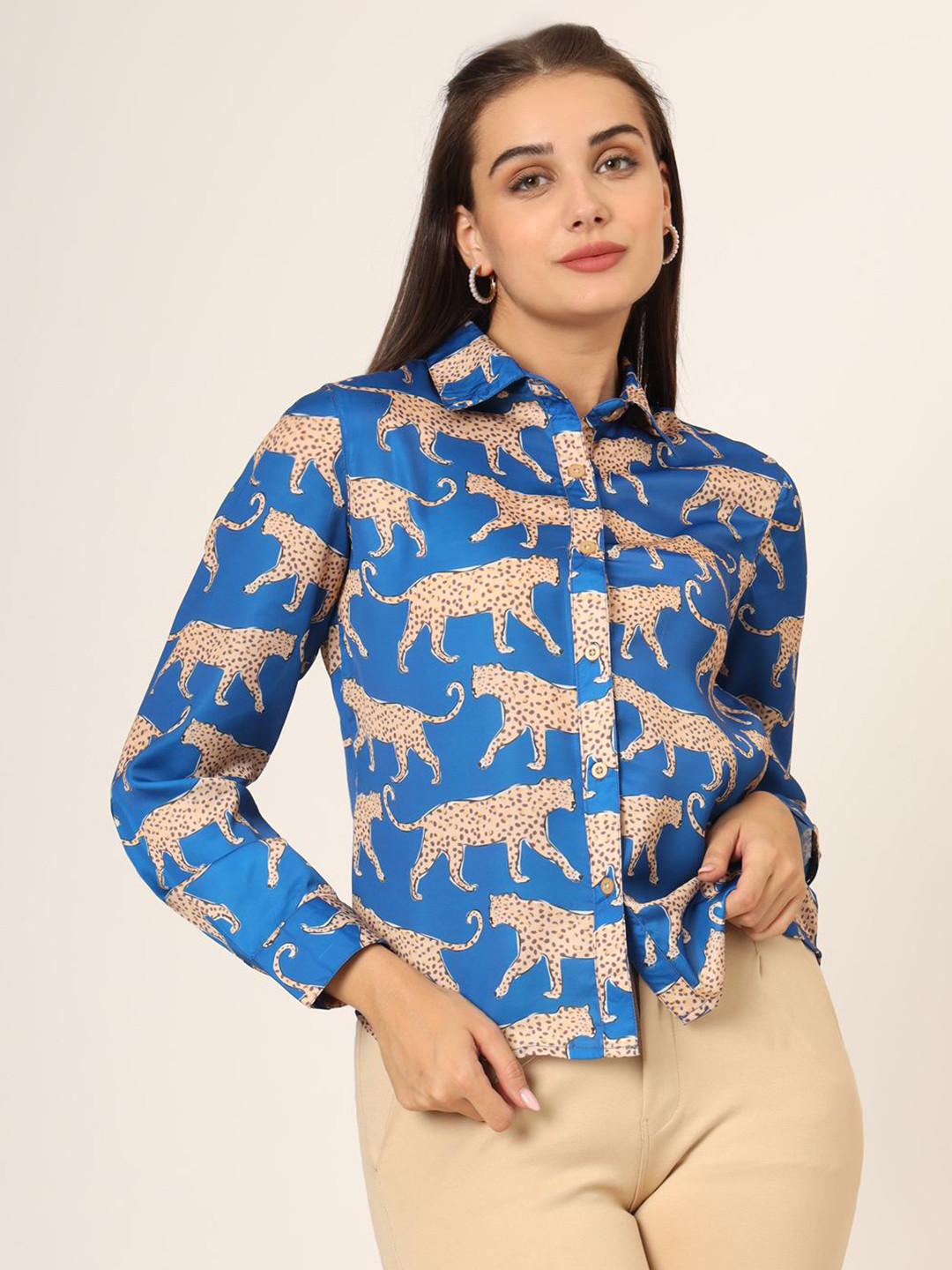

CHARMGAL Women Slim Fit Printed Spread Collar Casual Shirt, Blue