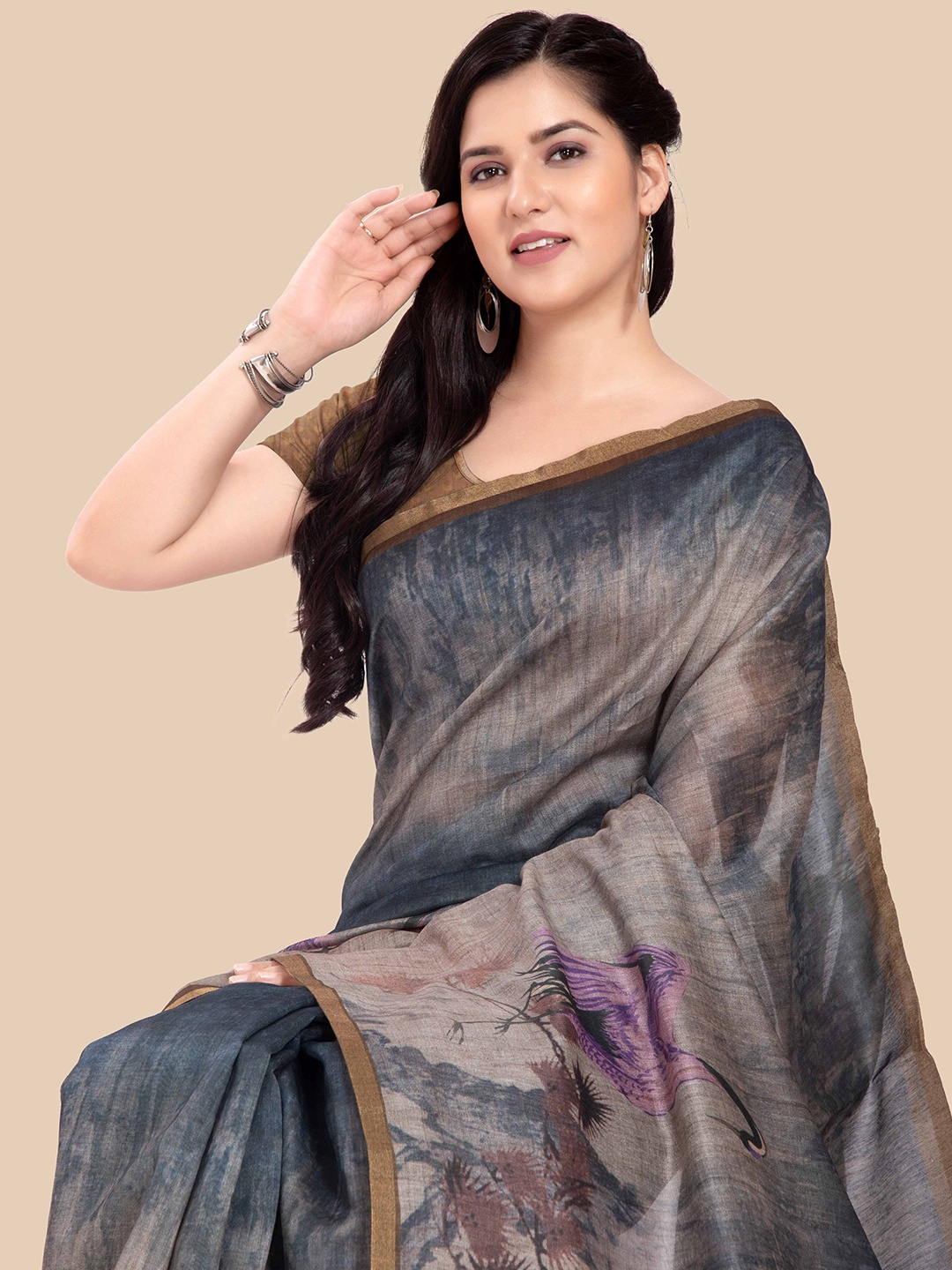 

Rani Saahiba Floral Printed Tussar Saree, Grey