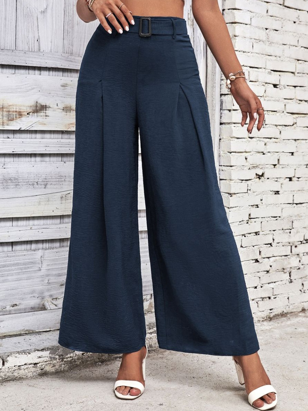 

Stylecast X KPOP Women Tailored Regular Fit Pleated Trousers, Blue