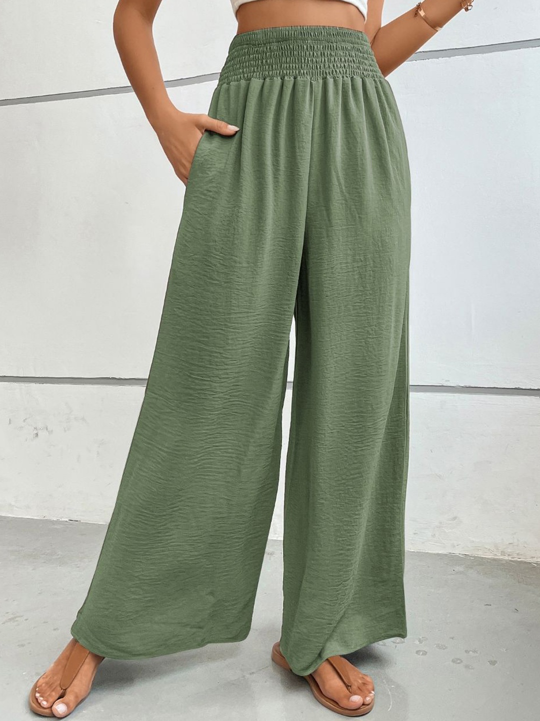 

Stylecast X KPOP Women High-Rise Loose Fit Tailored Parallel Trousers, Green