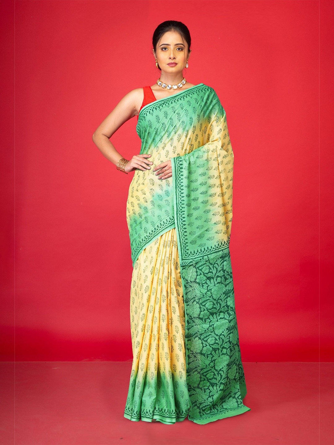 

Unnati Silks Ethnic Motifs Pure Cotton Handloom Block Print Saree, Cream
