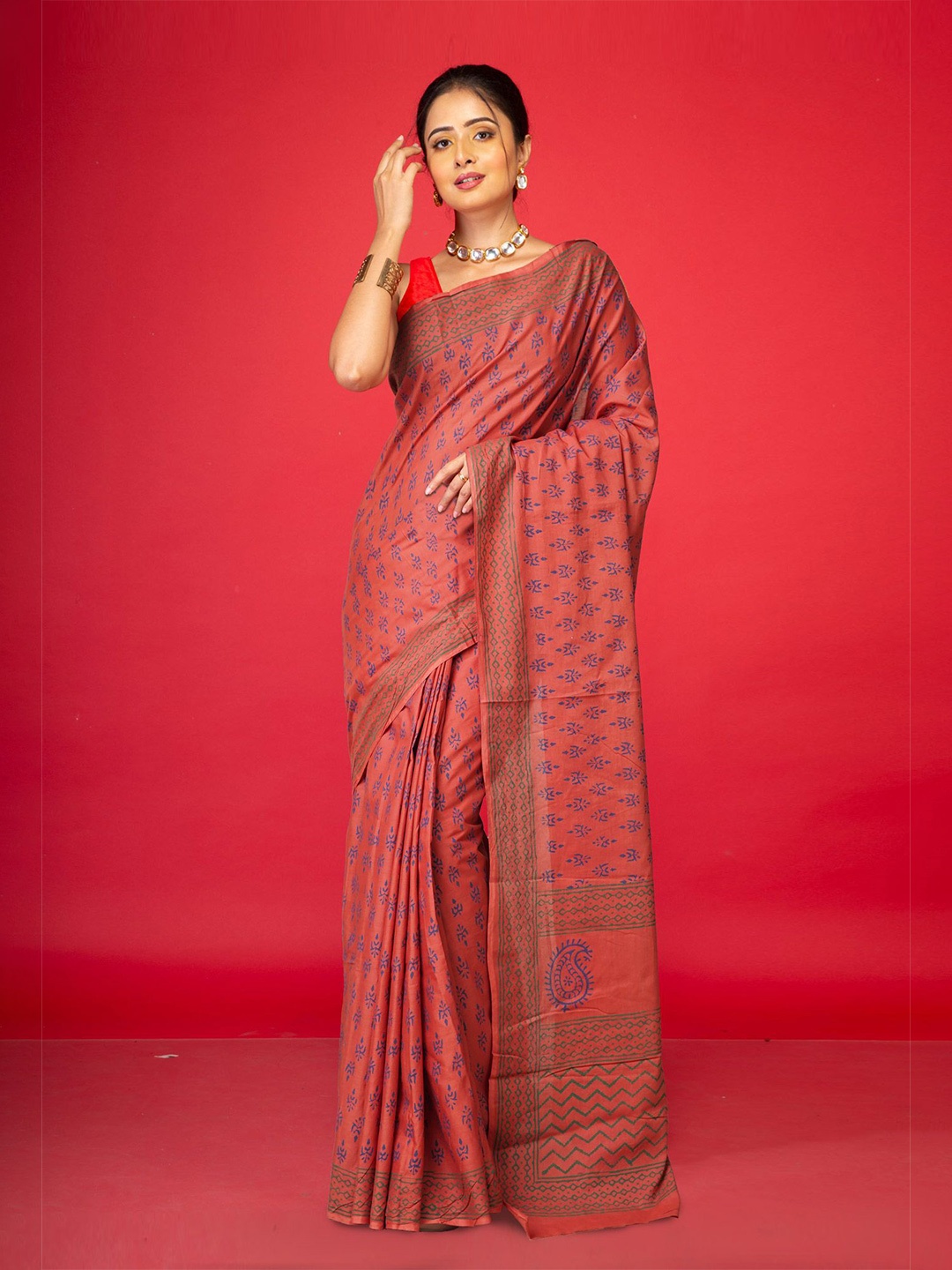 

Unnati Silks Ethnic Motifs Pure Cotton Handloom Block Print Saree, Brown
