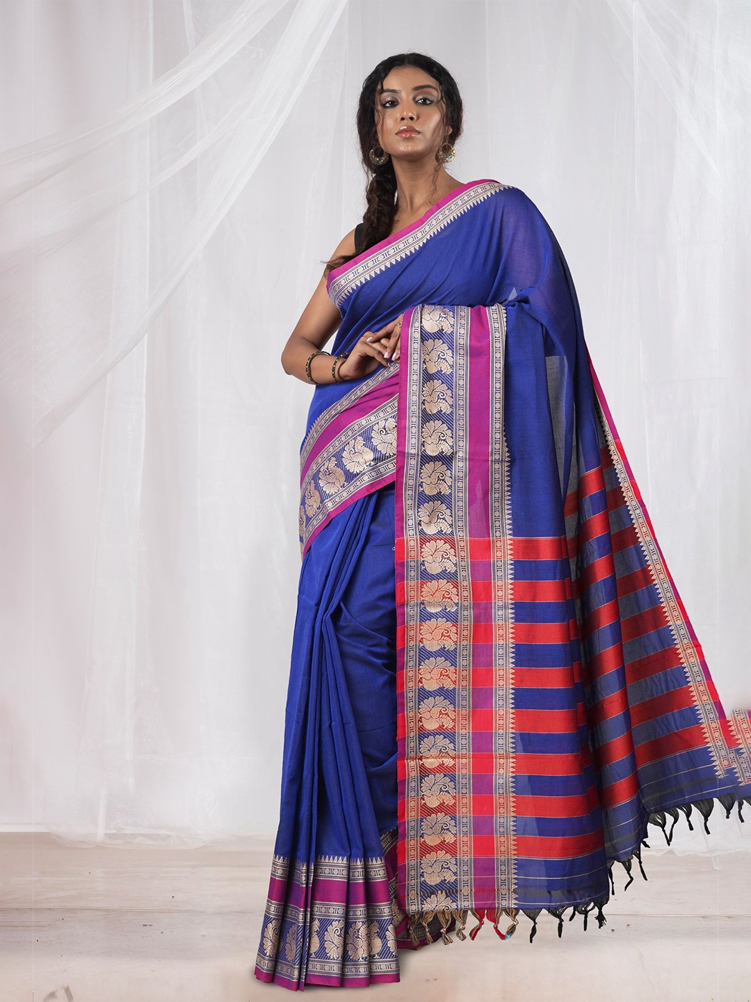 

Unnati Silks Zari Pure Cotton Narayan Peth Saree, Blue