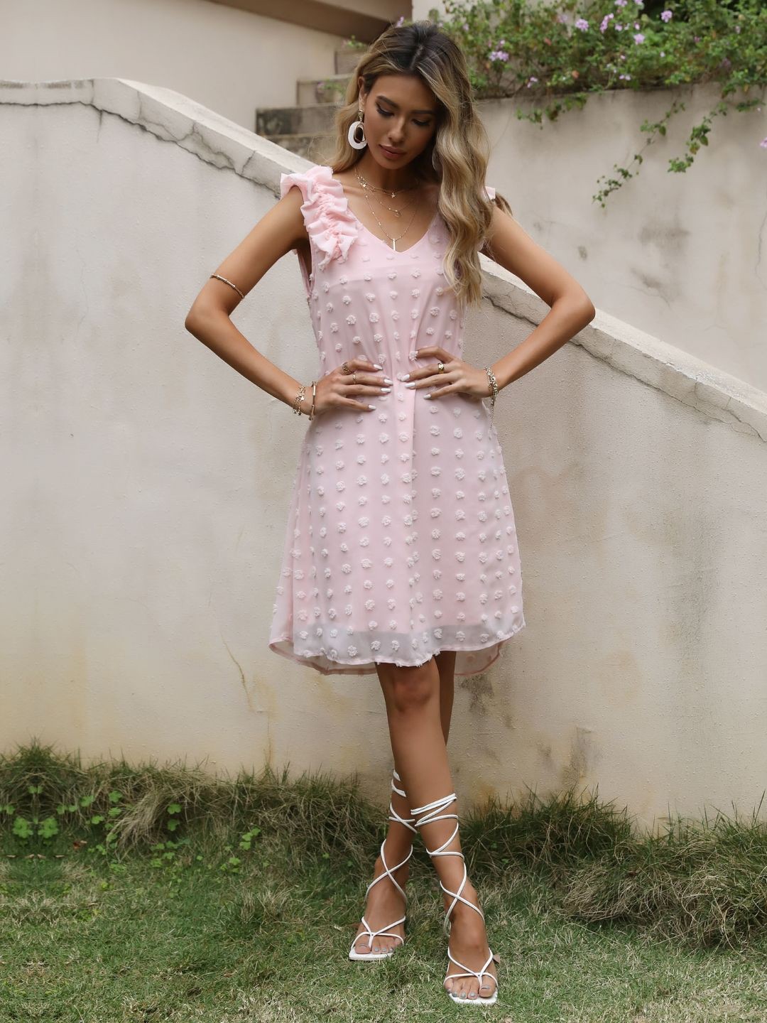 

Stylecast X KPOP V-Neck Solid A-Line Dress, Pink