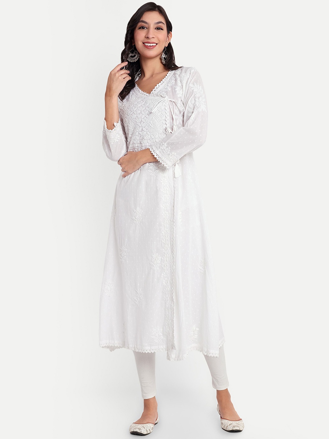 

Indiankala4u Ethnic Motifs Embroidered Chikankari V-Neck A-Line Kurta, White