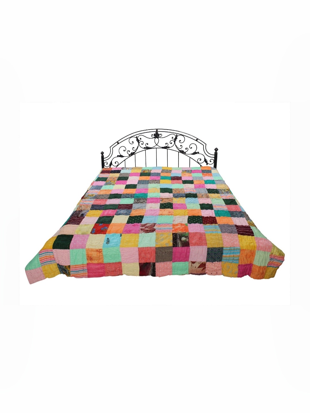 

Exotic India Red & Blue Geometric 300 TC Queen Bedsheet with Pillow Covers