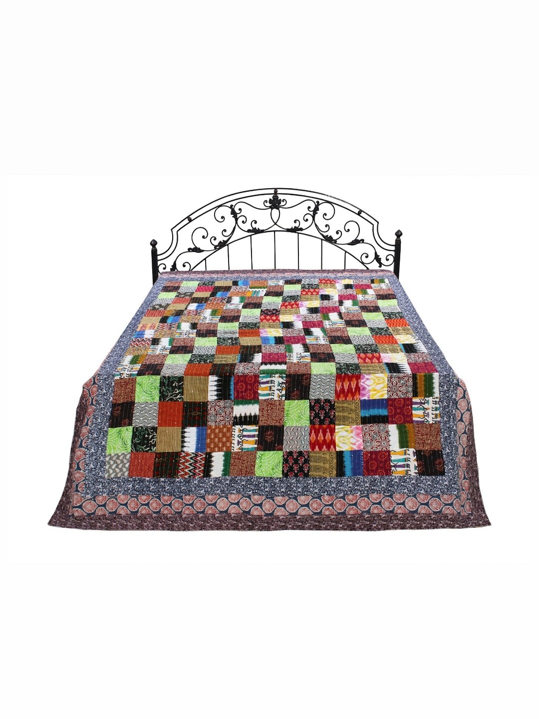 

Exotic India Blue & White Geometric 300 TC Queen Bedsheet with Pillow Covers