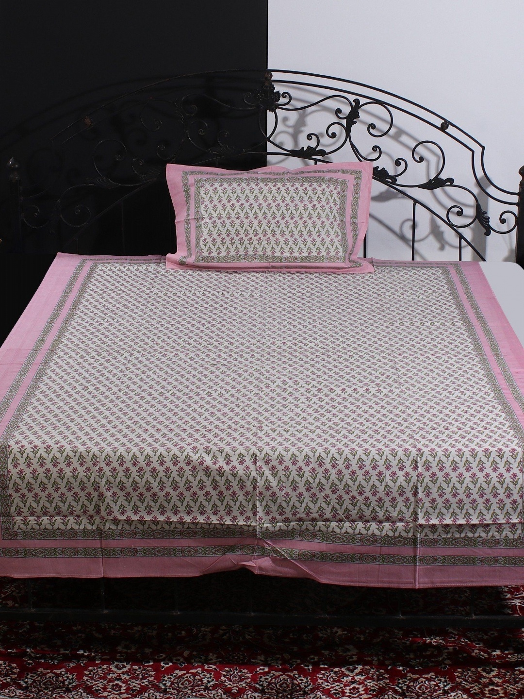 

Exotic India White & Pink Floral 300 TC Single Bedsheet with 1 Pillow Covers