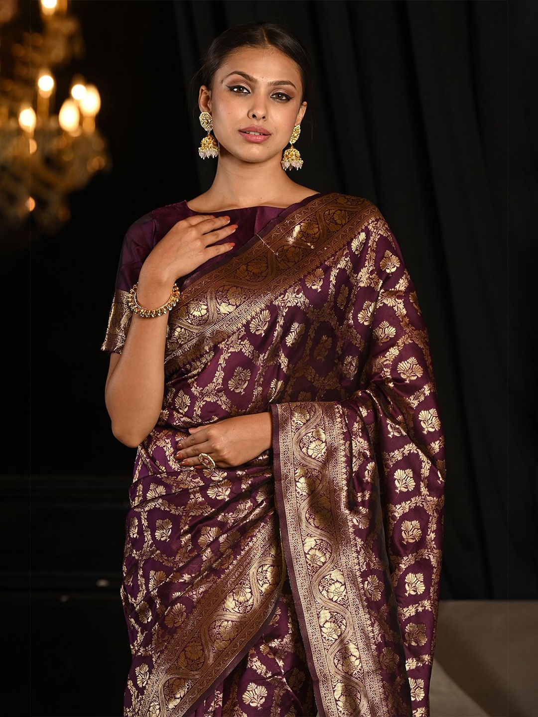 

Ishin Woven Design Zari Banarasi Saree, Magenta