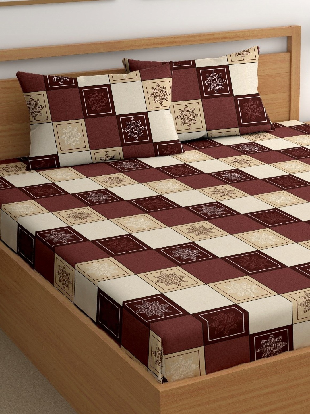 

CHHAVI INDIA Brown & Beige Geometric 210 TC King Bedsheet with 2 Pillow Covers