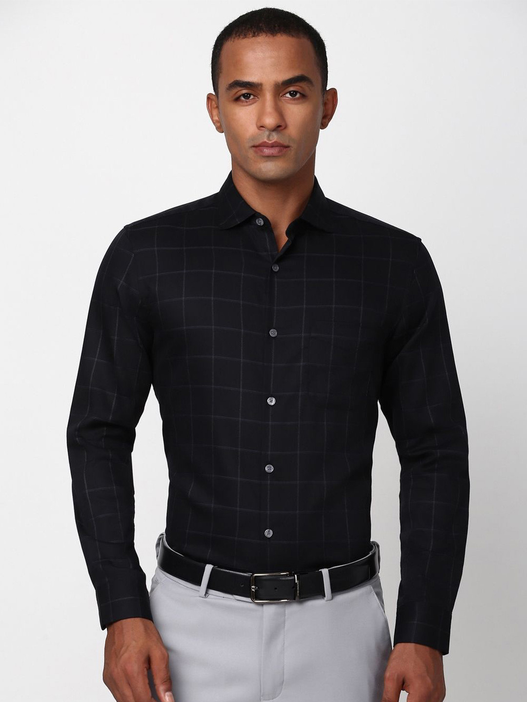 

Peter England Elite Men Slim Fit Windowpane Checked Formal Shirt, Black