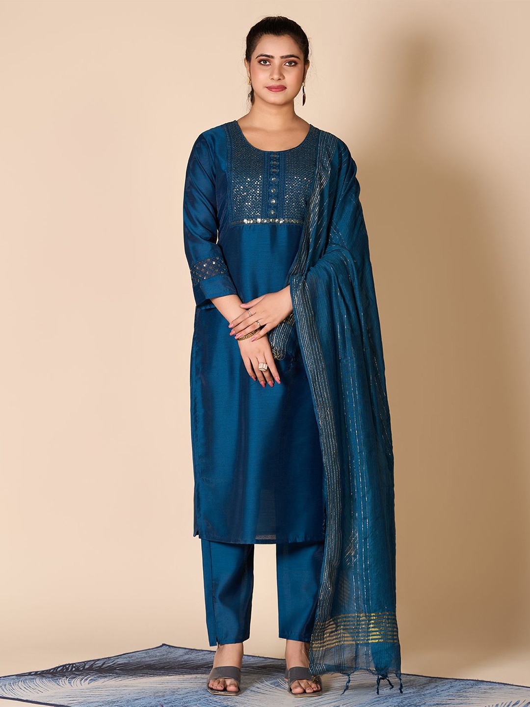 

A.V.M Embroidered Straight Kurta With Trouser & Dupatta Set, Teal