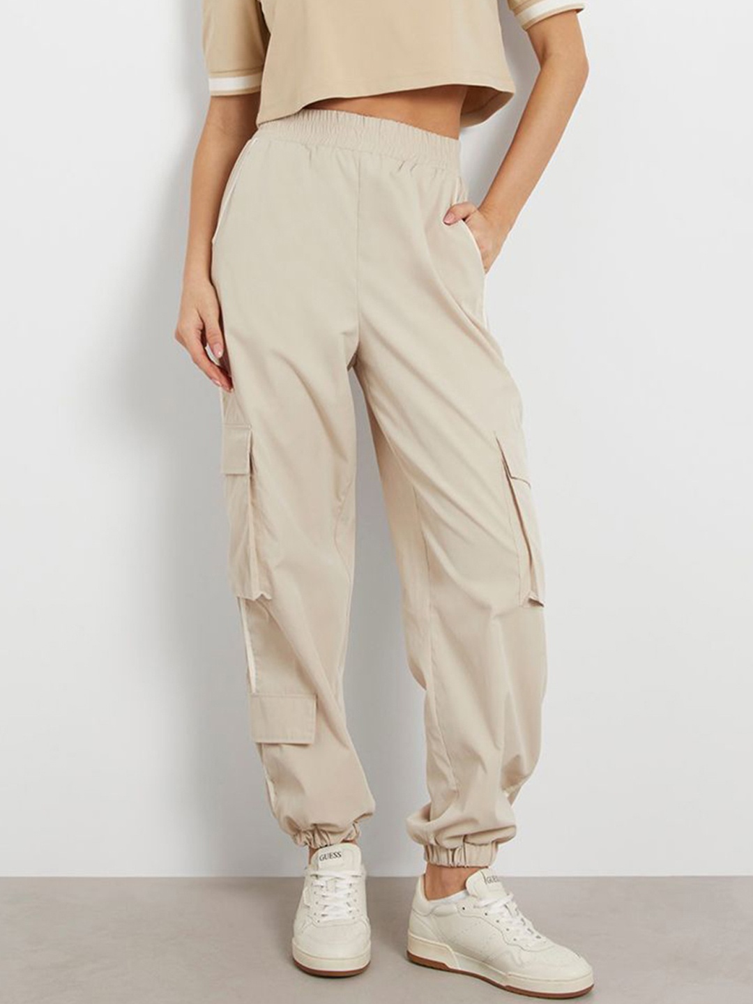 

GUESS Women High-Rise Joggers Trousers, Taupe