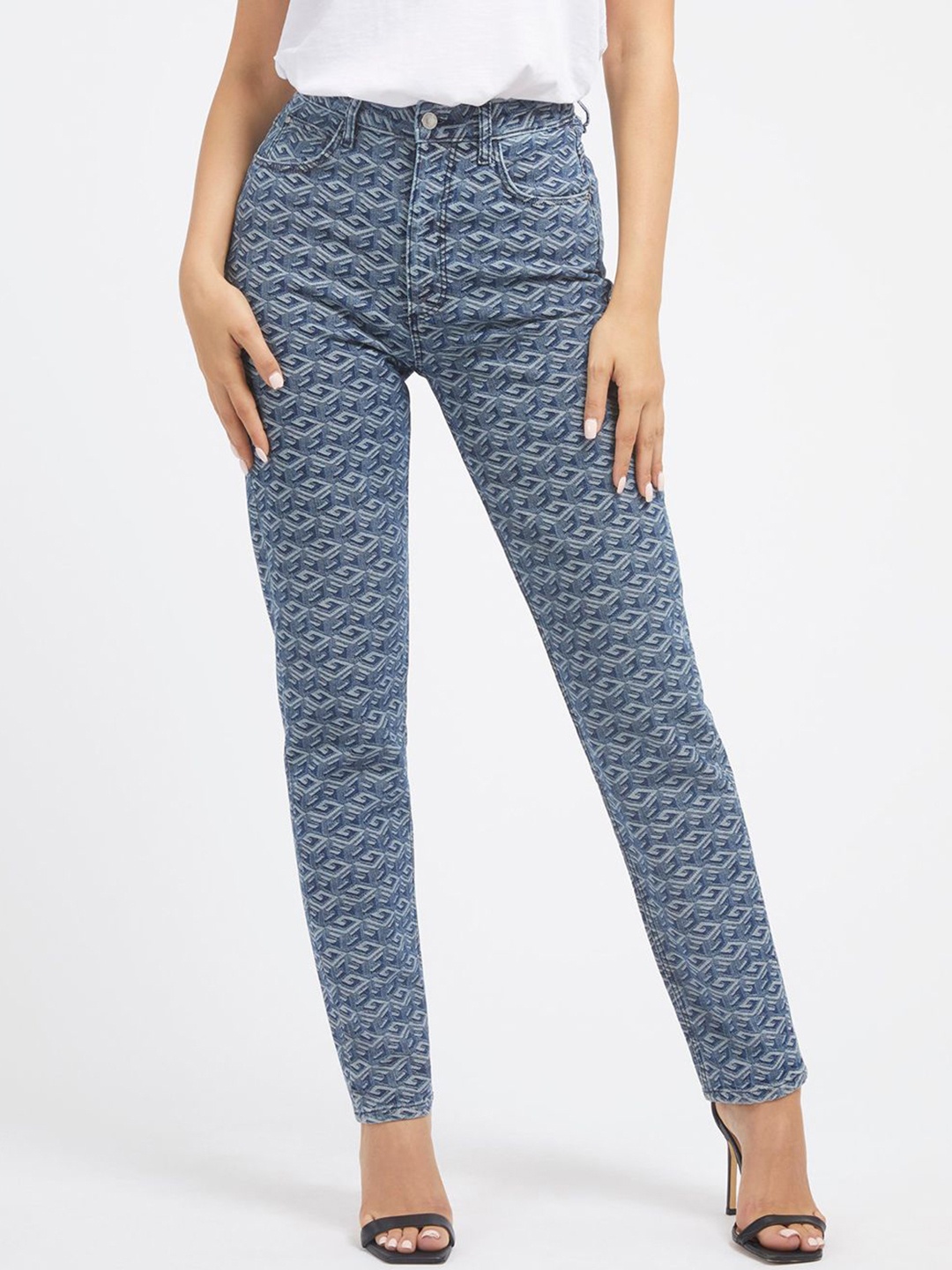 

GUESS Women Slim Fit High-Rise Clean Look Cotton Cropped Stretchable Jeans, Blue