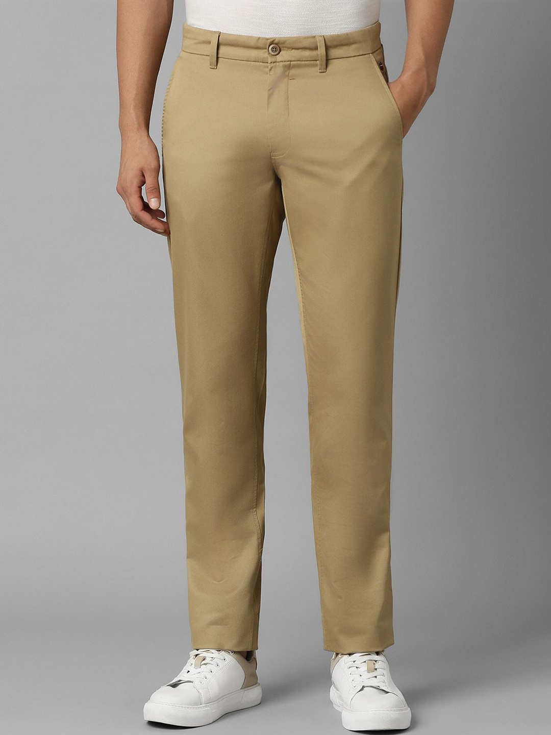 

Louis Philippe Sport Men Mid-Rise Slim Fit Trousers, Khaki