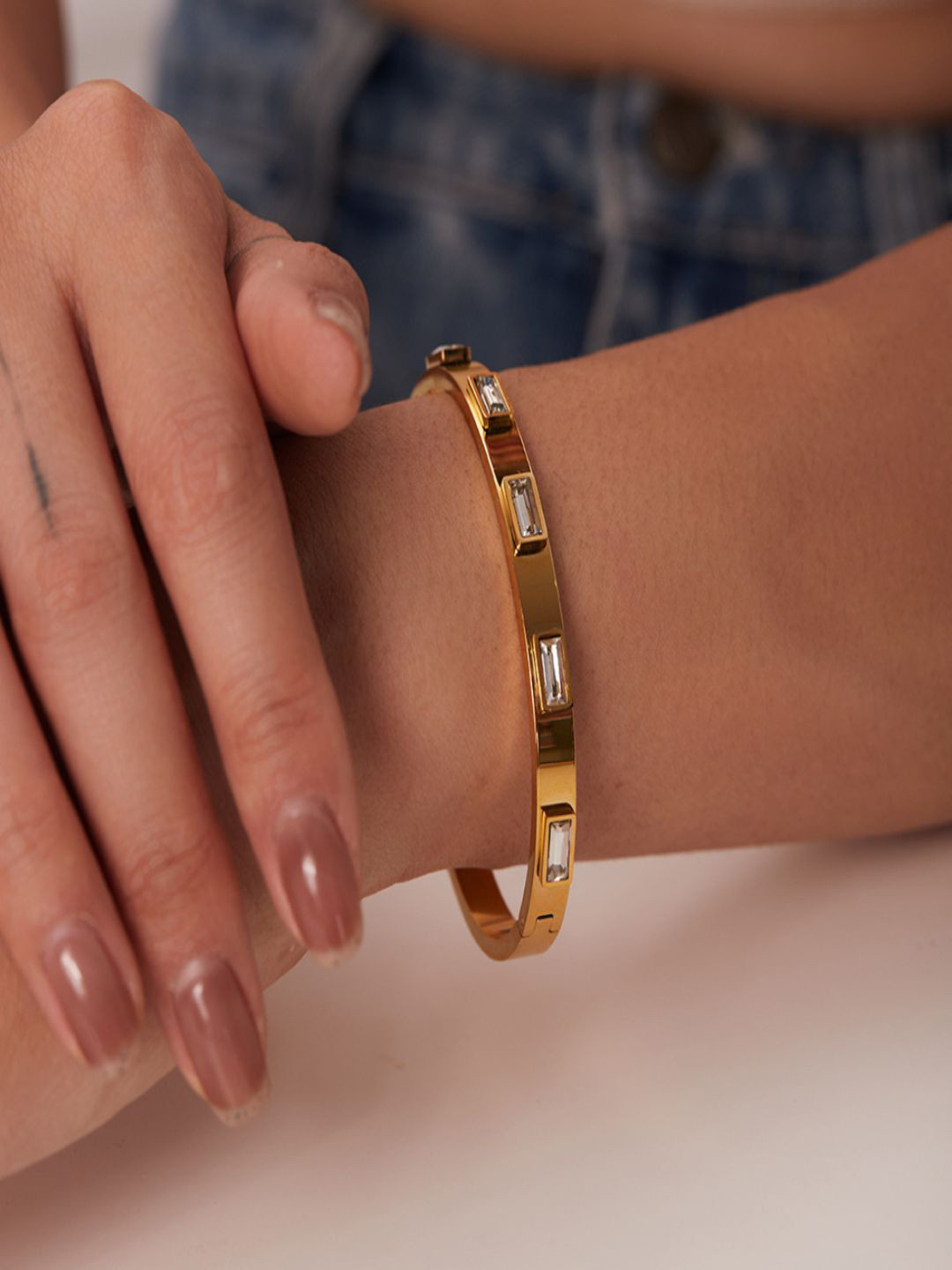 

AQUASTREET Stone Studded 18K Gold-Plated Waterproof Cuff Bracelet